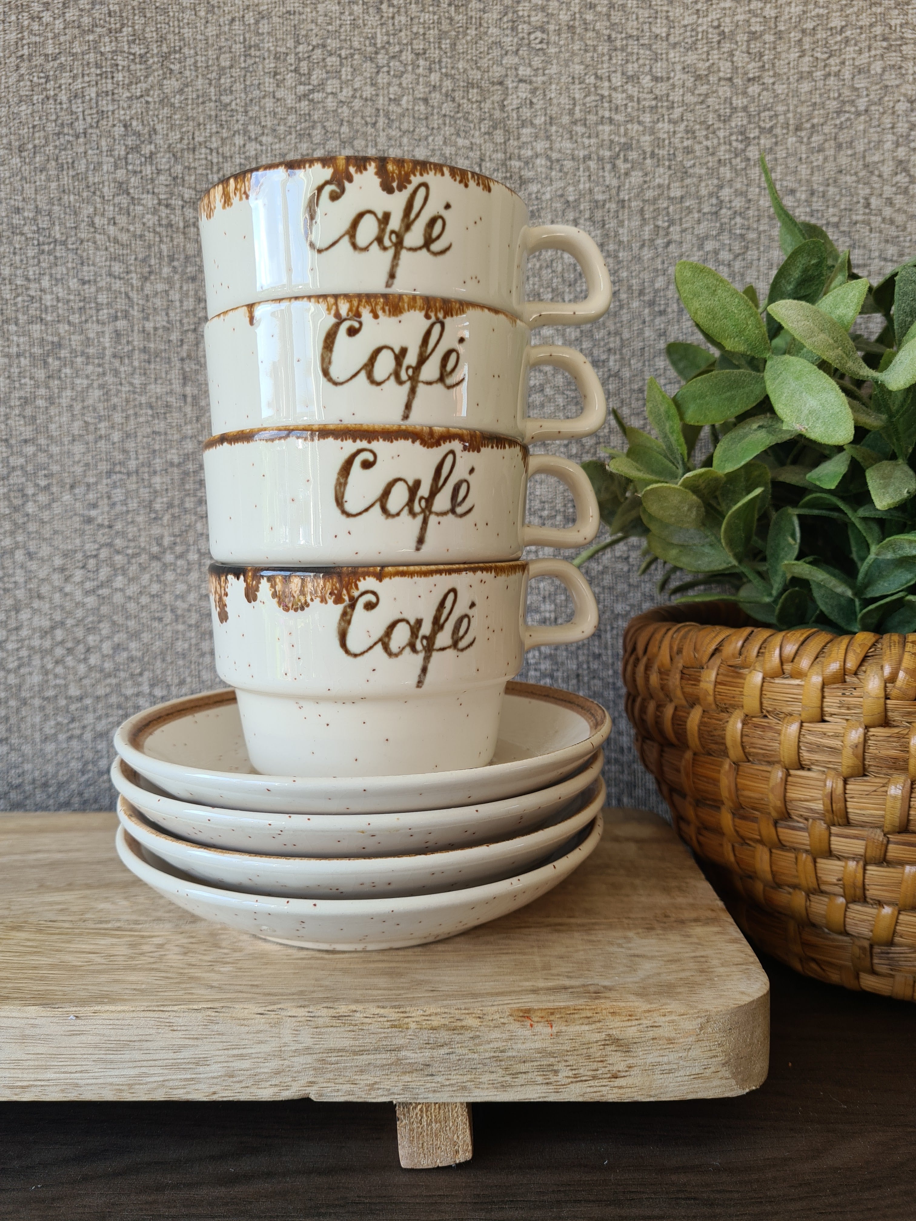 Retro kop en schotel café 4x