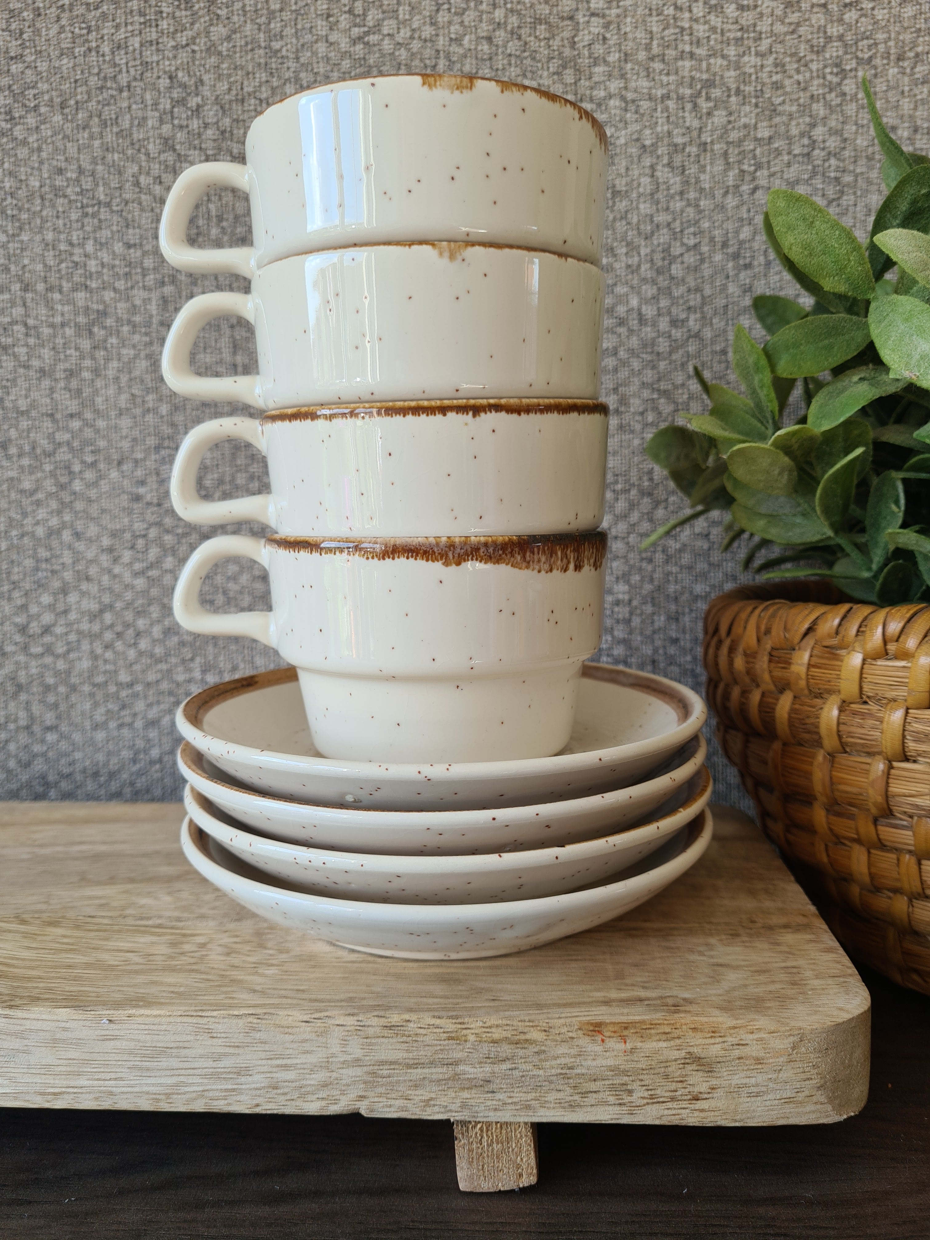 Retro kop en schotel café 4x