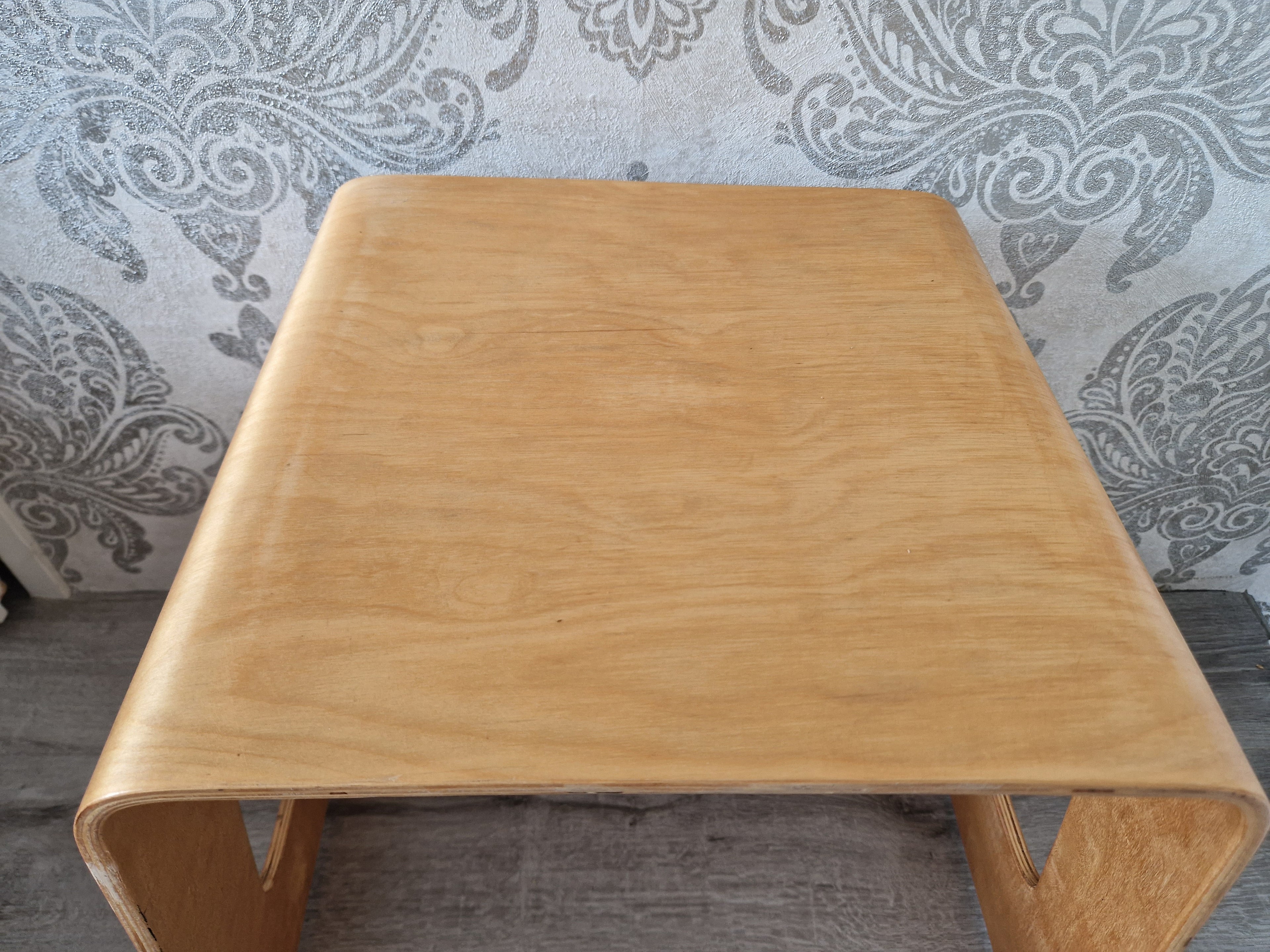 Ikea Benjamin plywood bijzettafel krukje Lisa Norinder