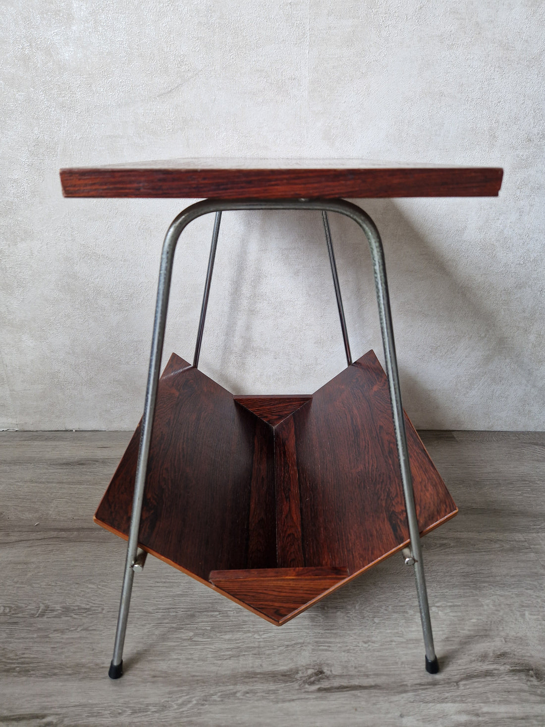 Jaren 60 Pastoe lectuurtafel bijzettafel