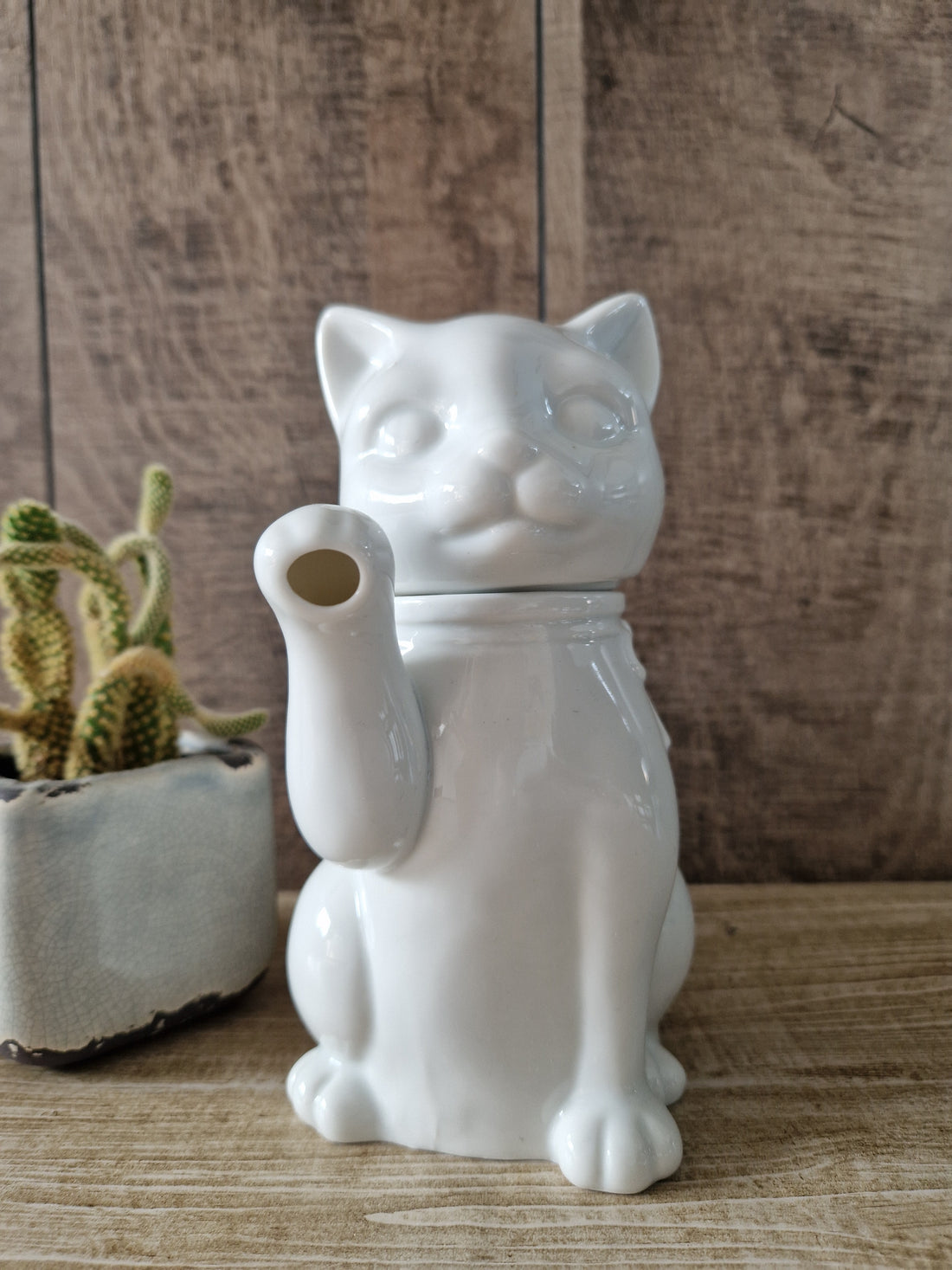 Vintage witte theepot / koffiepot kat