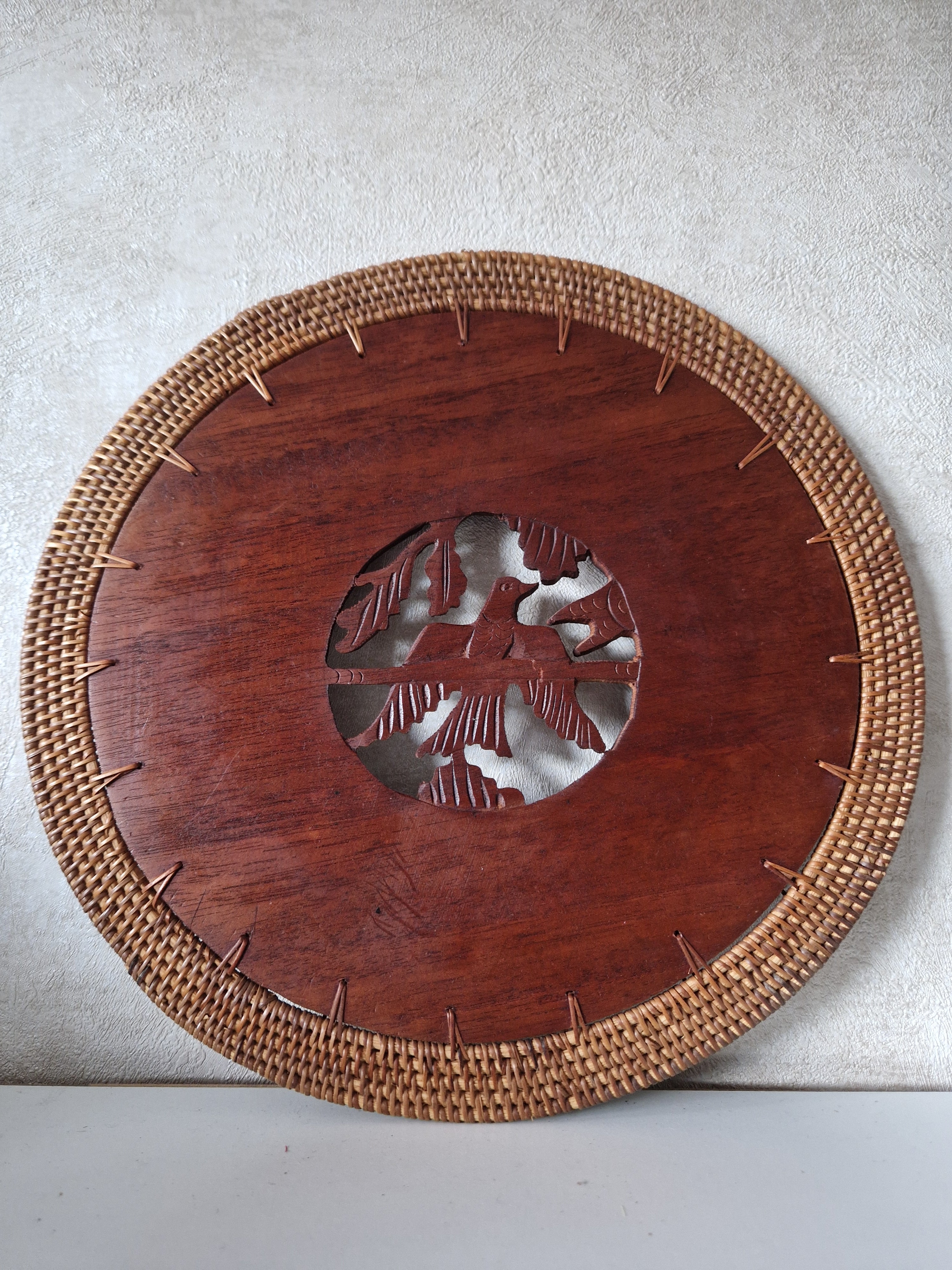 Vintage houten onderzetters met rieten rand