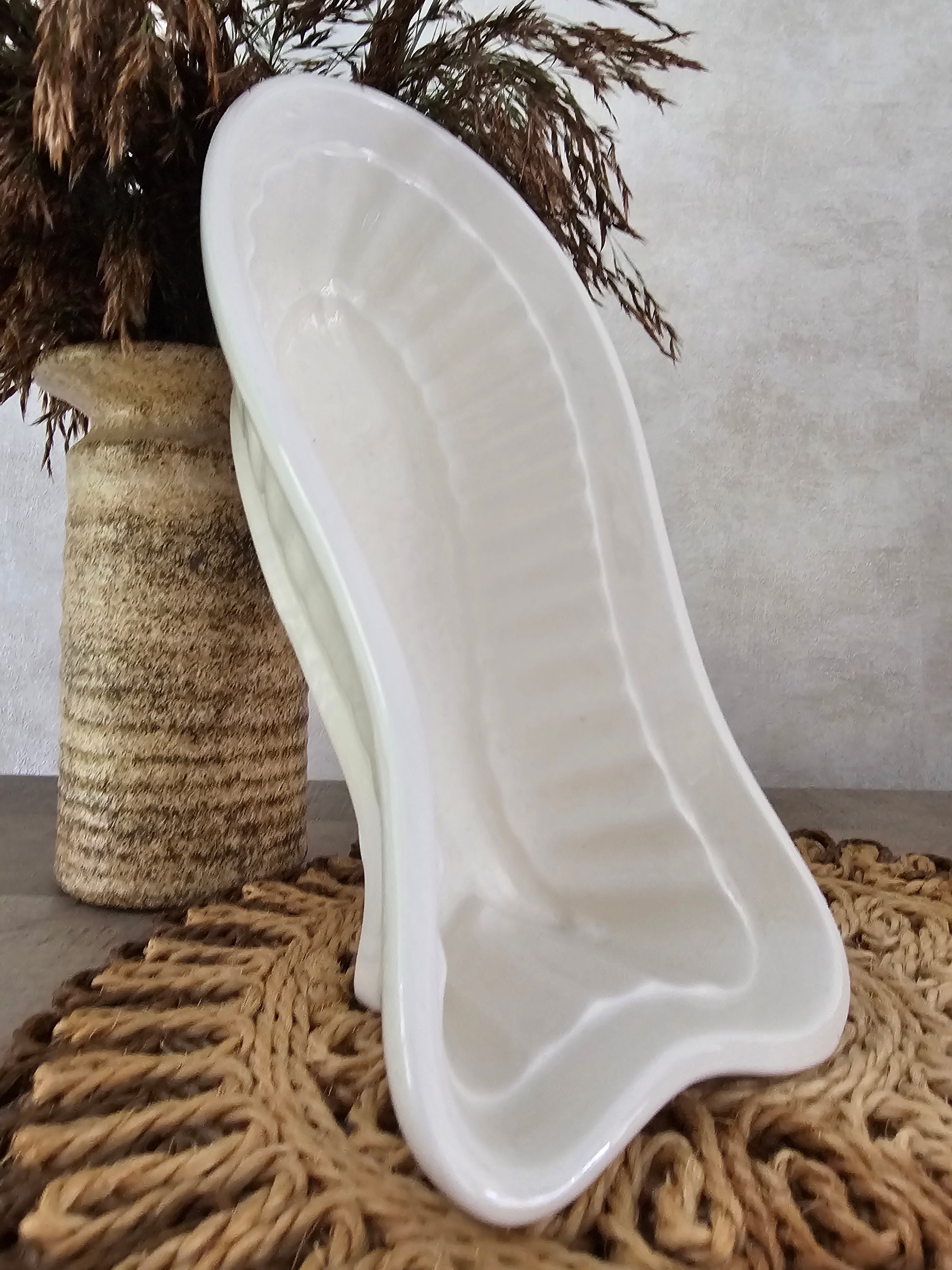 Witte keramiek puddingvorm "vis"