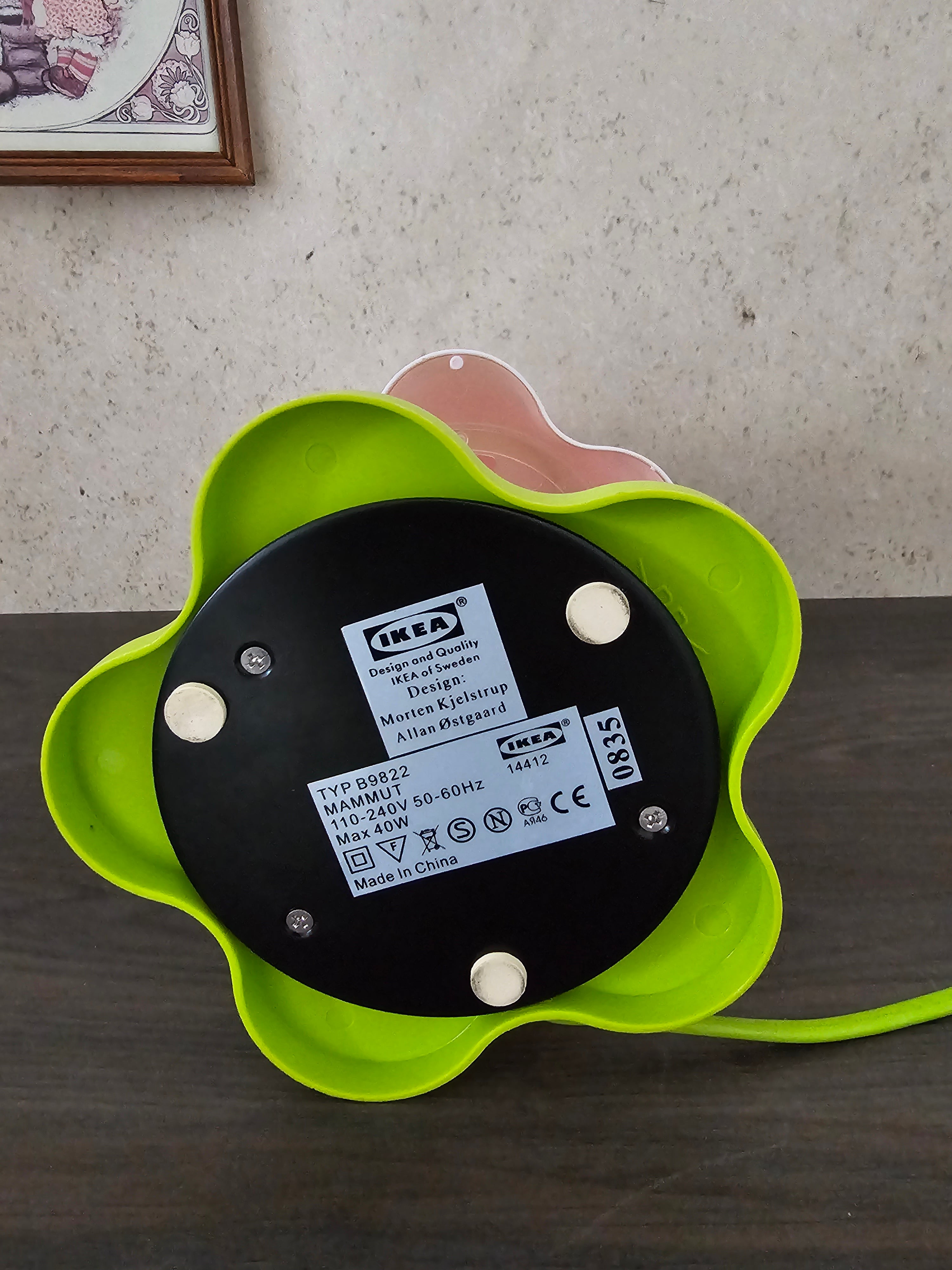 Ikea Mammut lampje lichtroze bloem