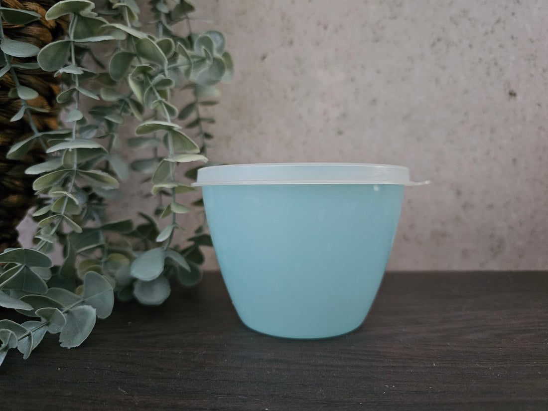 Tupperware bakjes met deksel pastel