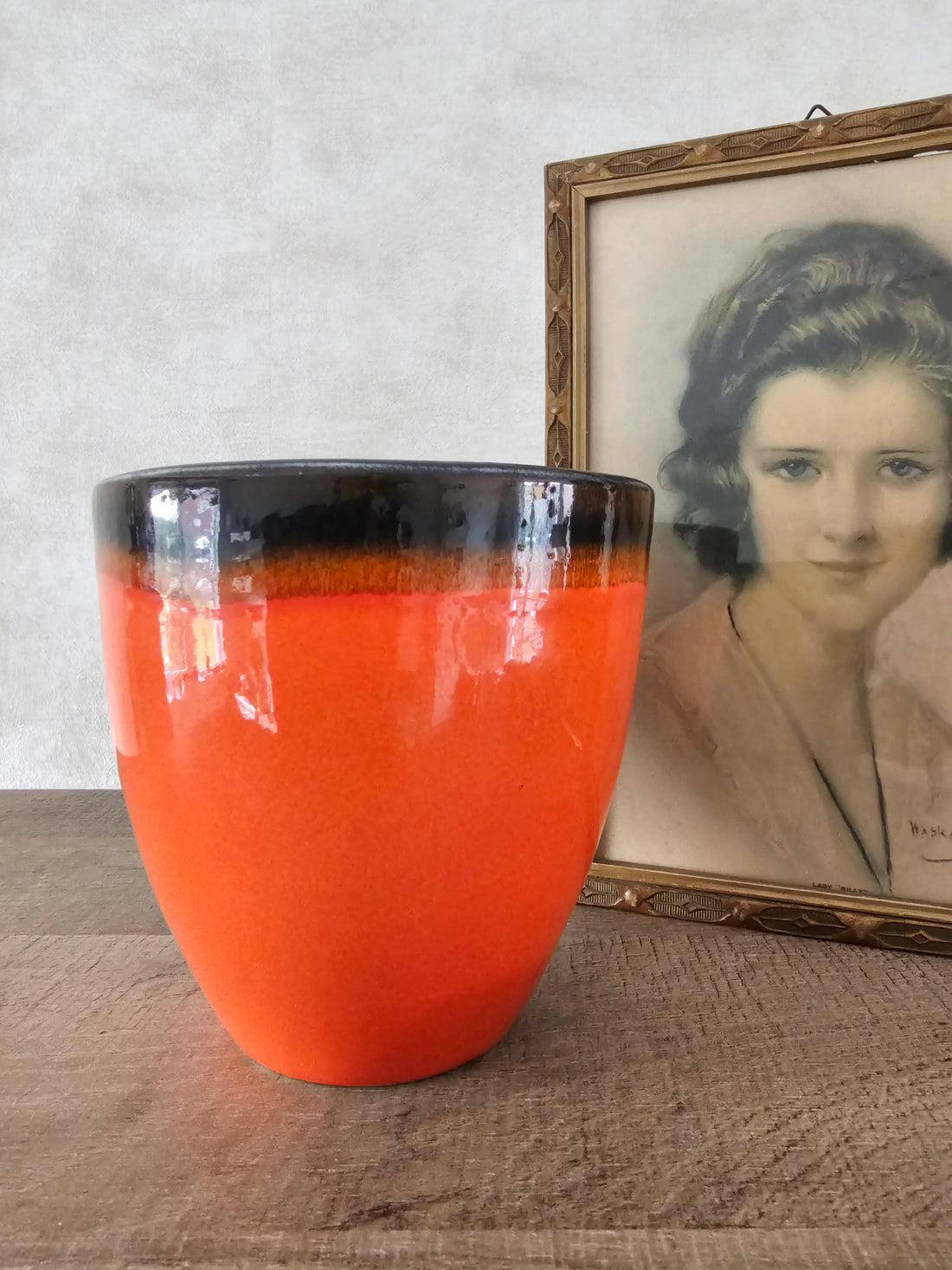 Retro bloempot oranje