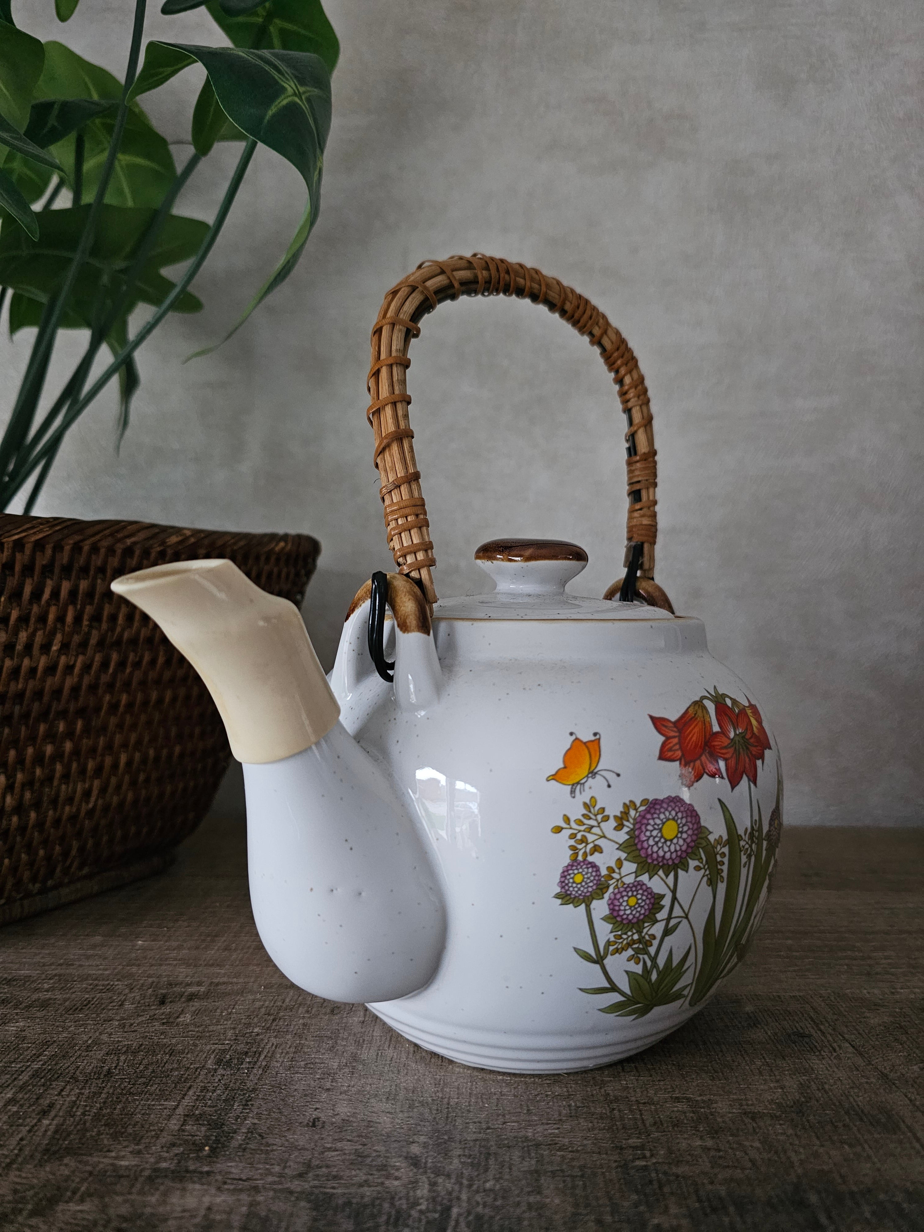 Wildflower theepot rode bloemen