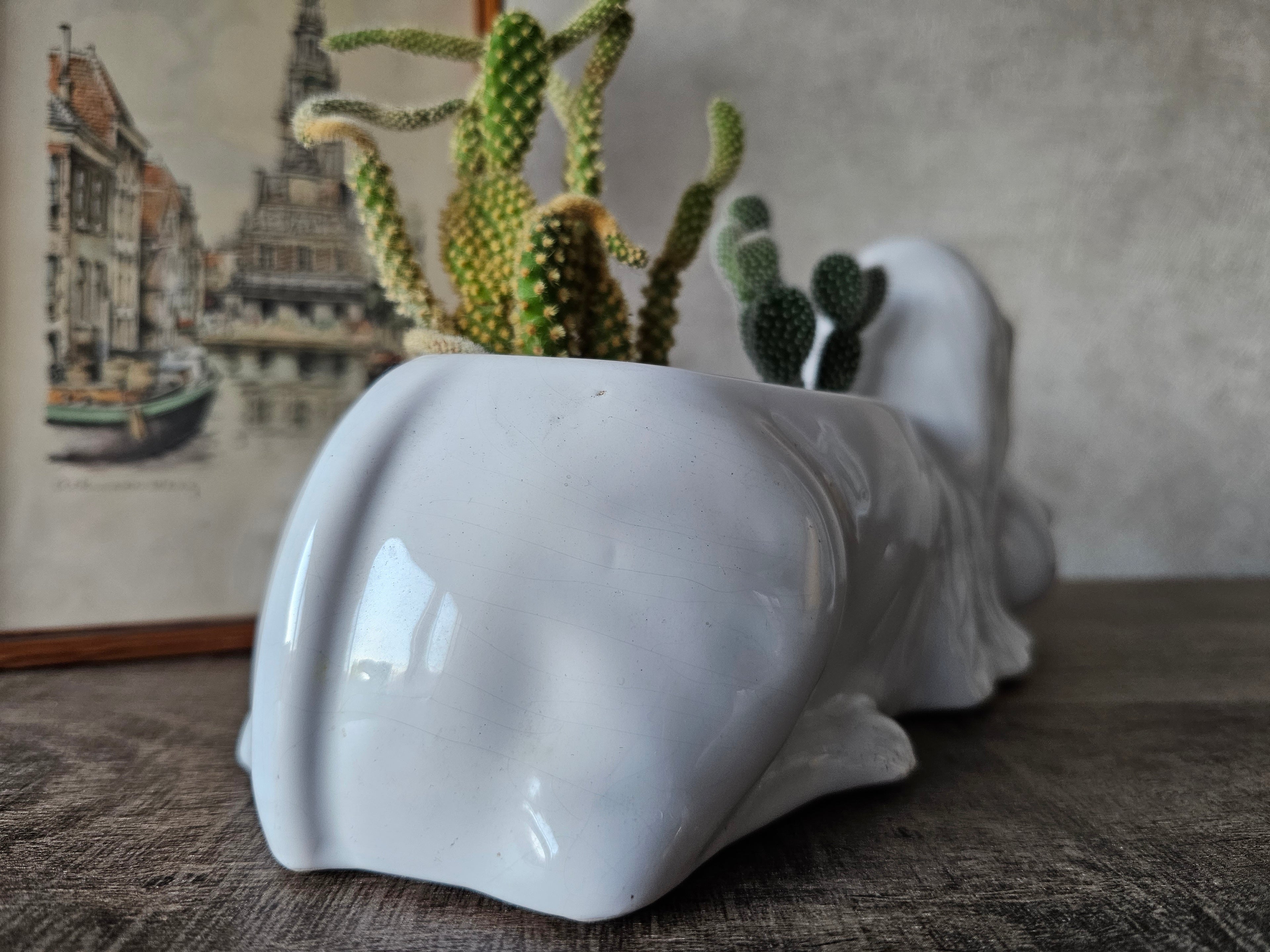 Vintage bloempot Basset hond
