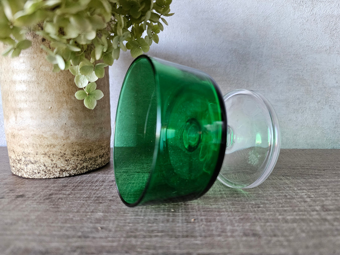 Vintage Luminarc champagne glas groen