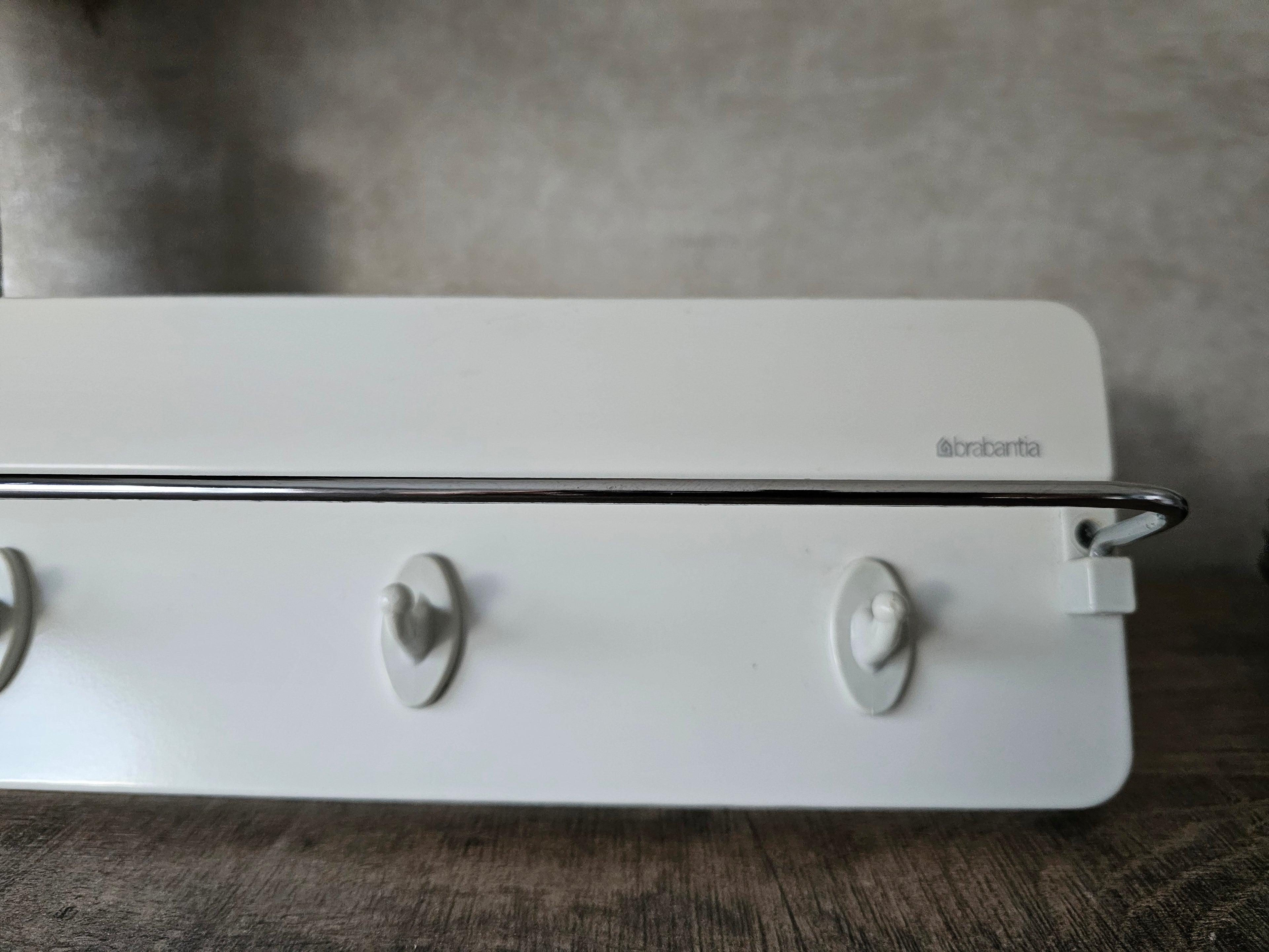 Brabantia handdoekenrek wit