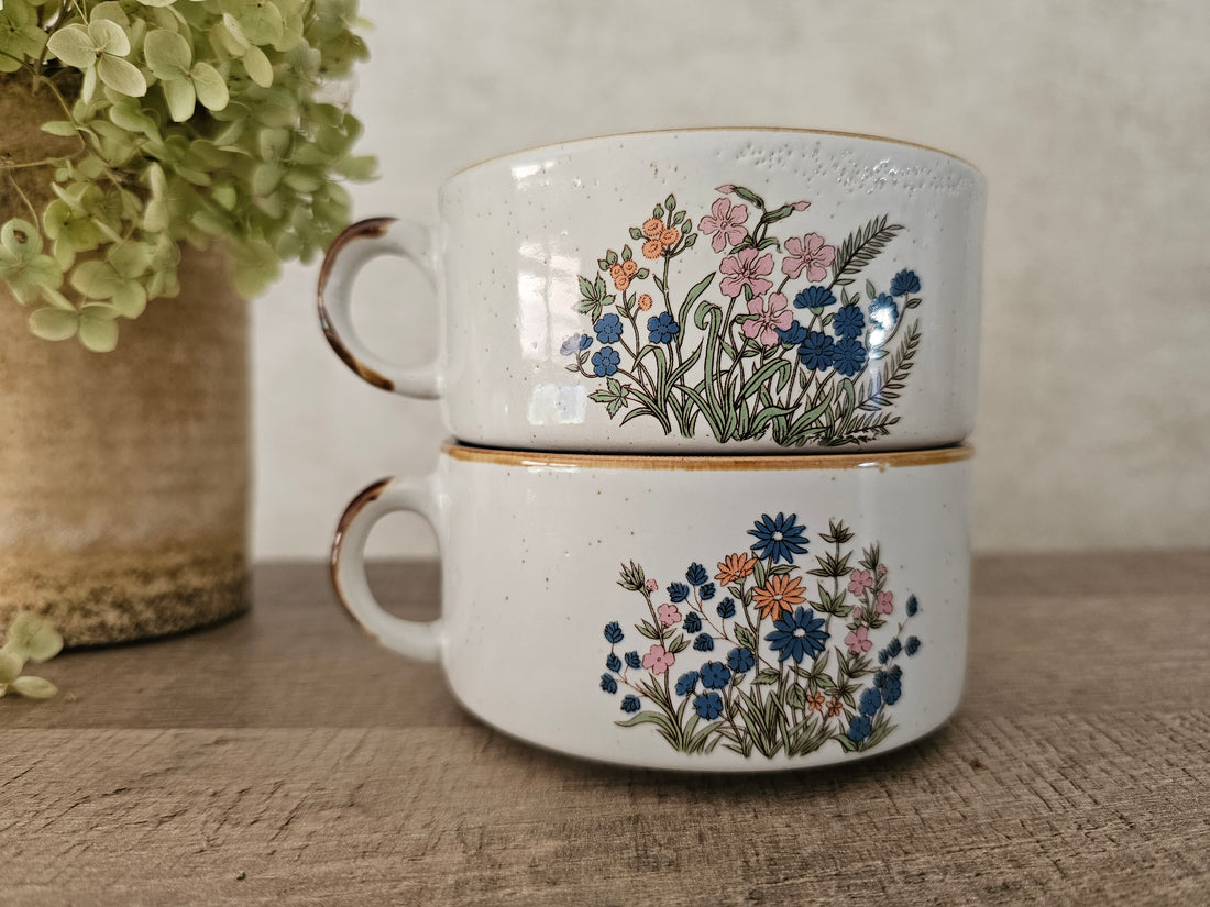 Wildflower servies jaren 70 soepkommen roze blauwe bloemen