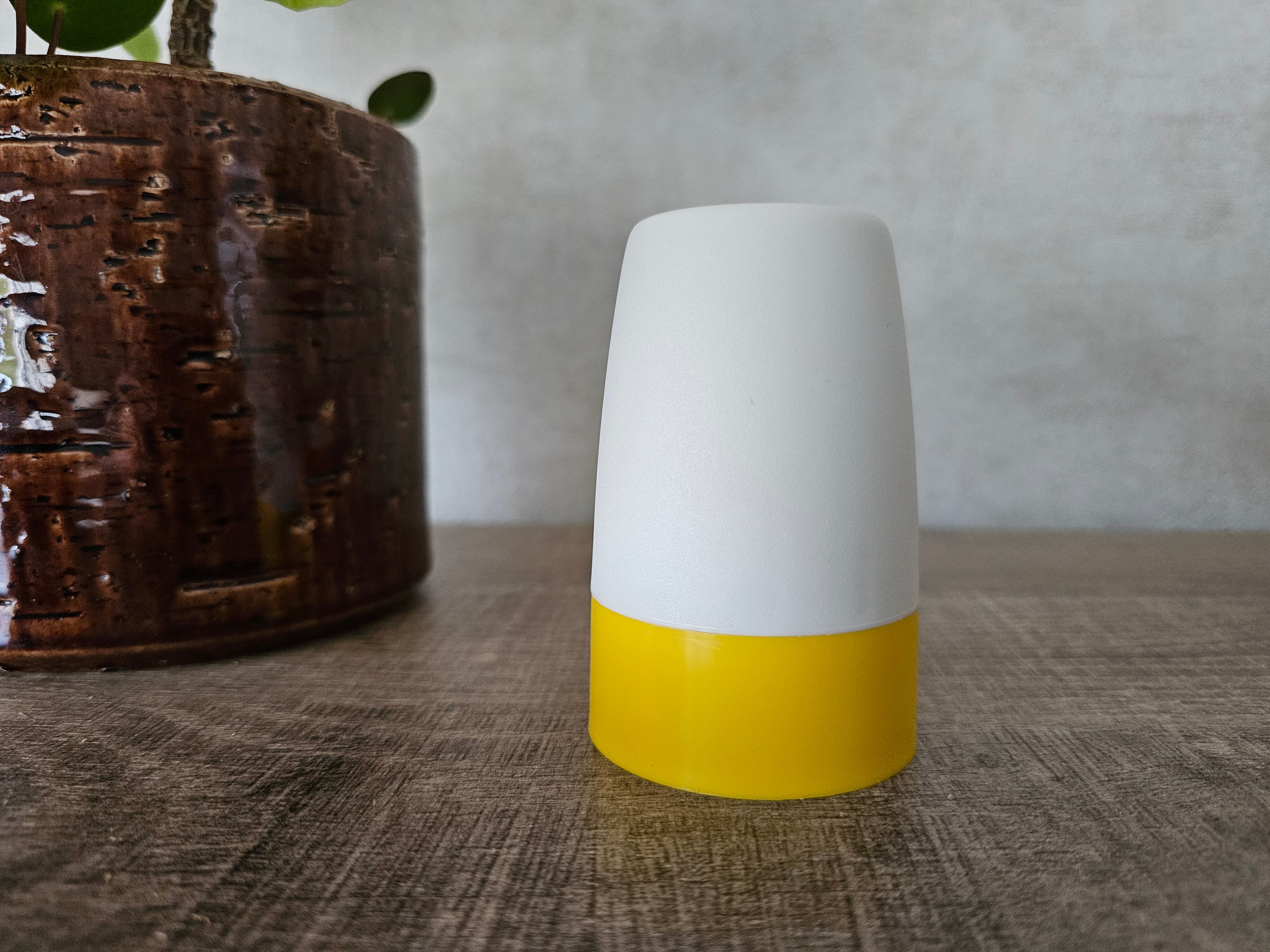 Tupperware eierdopjes gekleurd