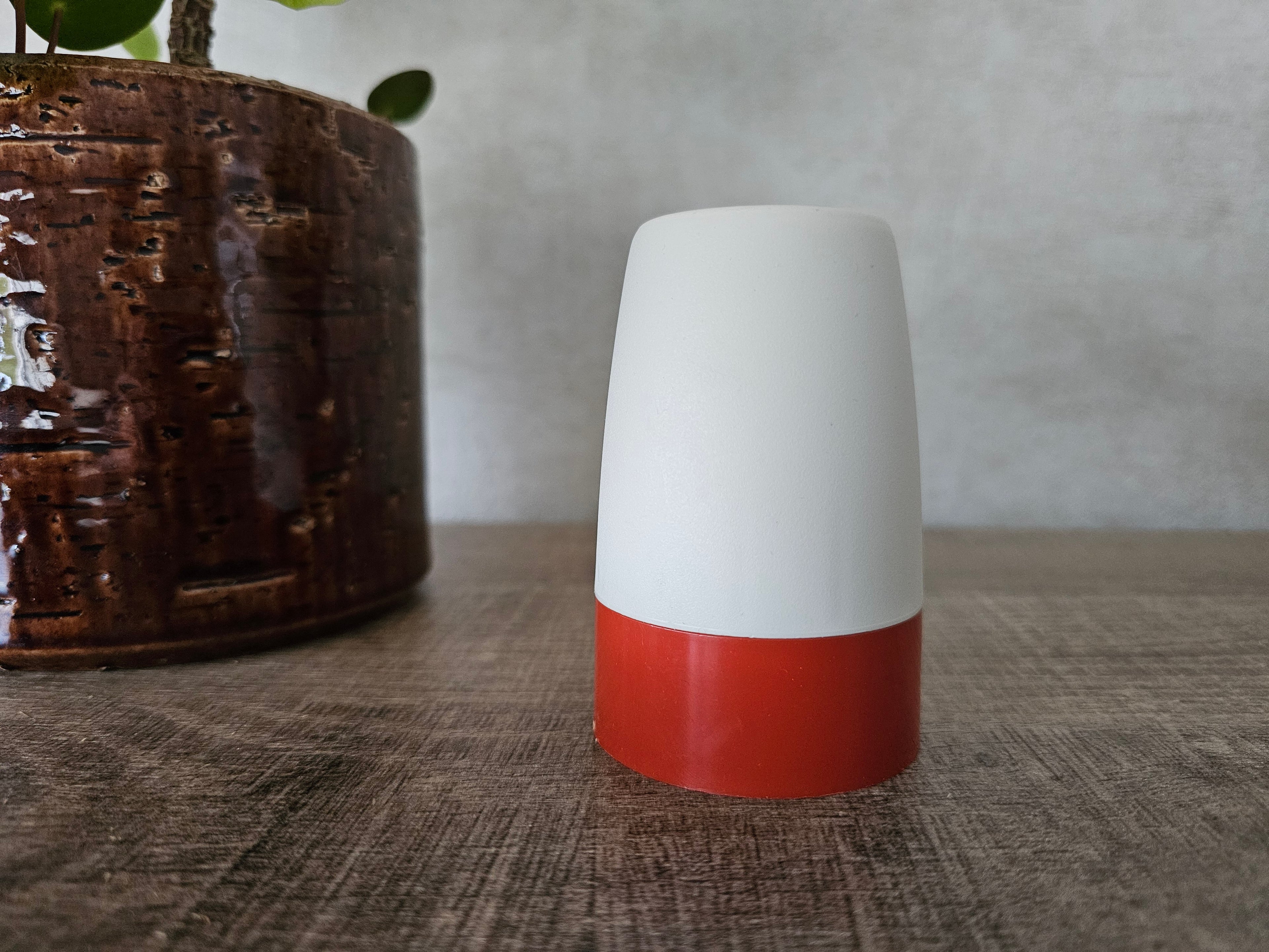 Tupperware eierdopjes gekleurd