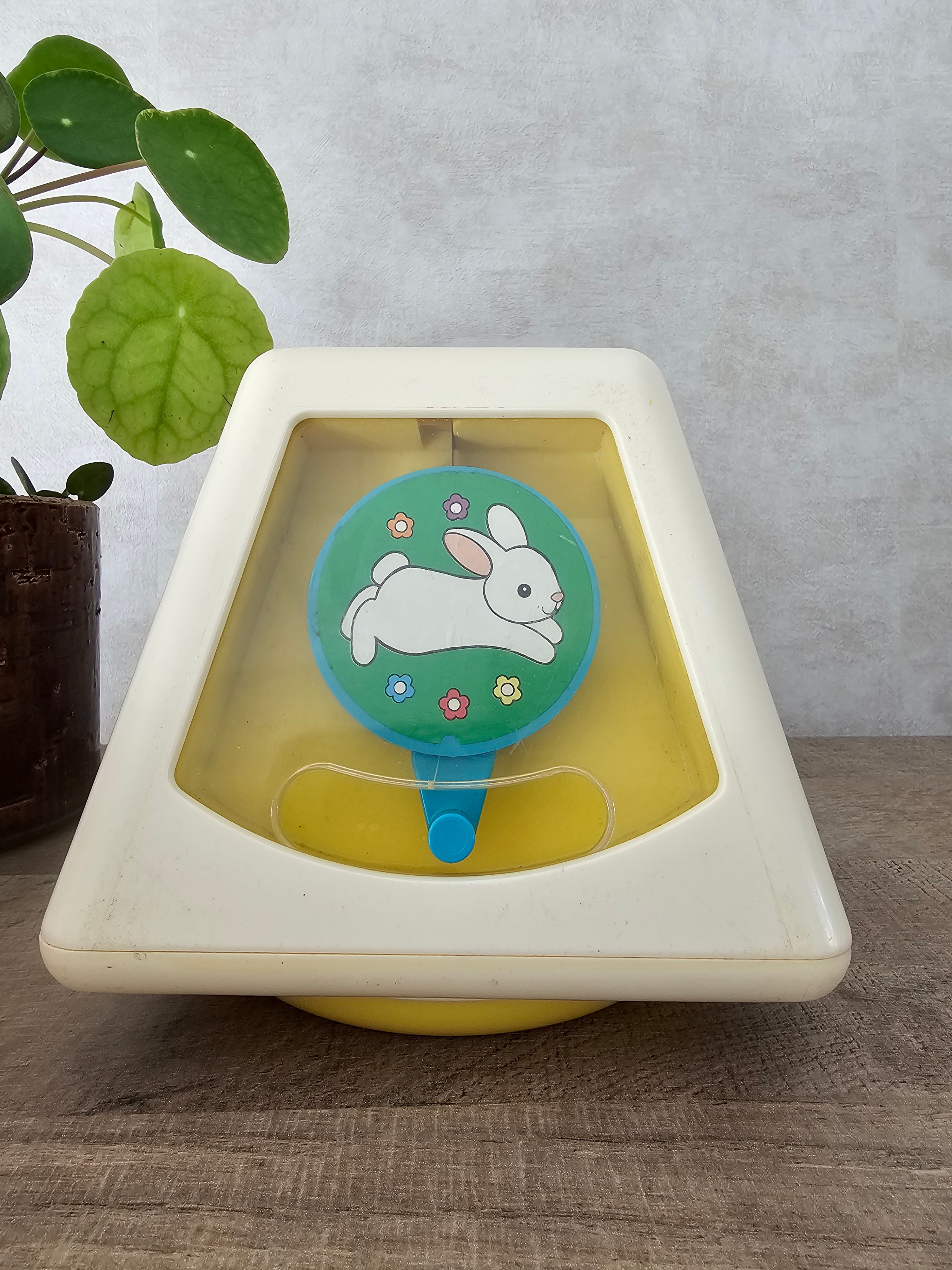 Fisher Price – Turn and Learn Baby Activity Center Spinning Toy.