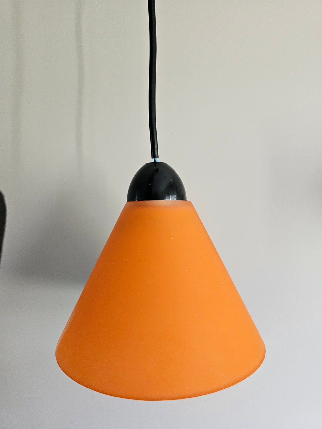 Massive oranje glazen lamp