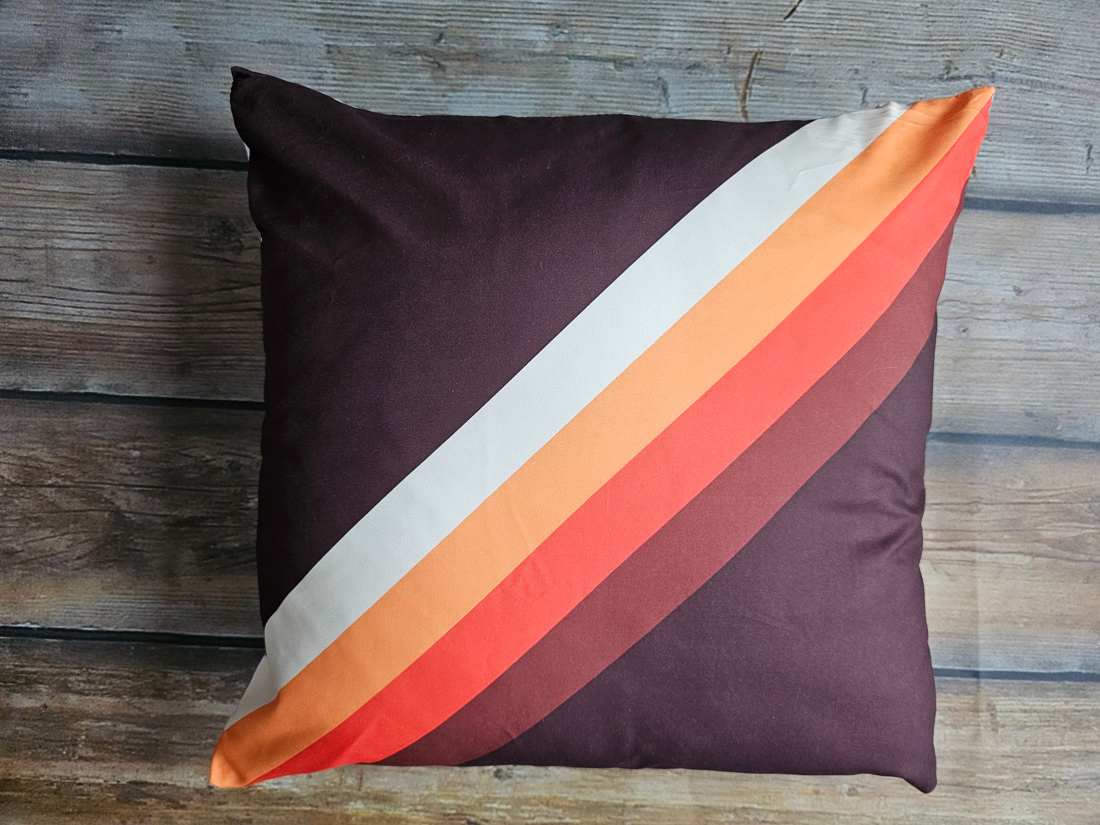 Retro kussenhoes bruin gestreept