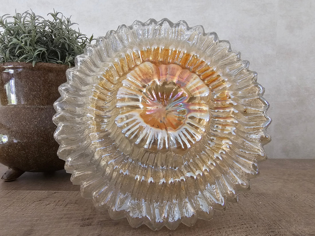 Plafondlamp glazen gouden sunburst 1960