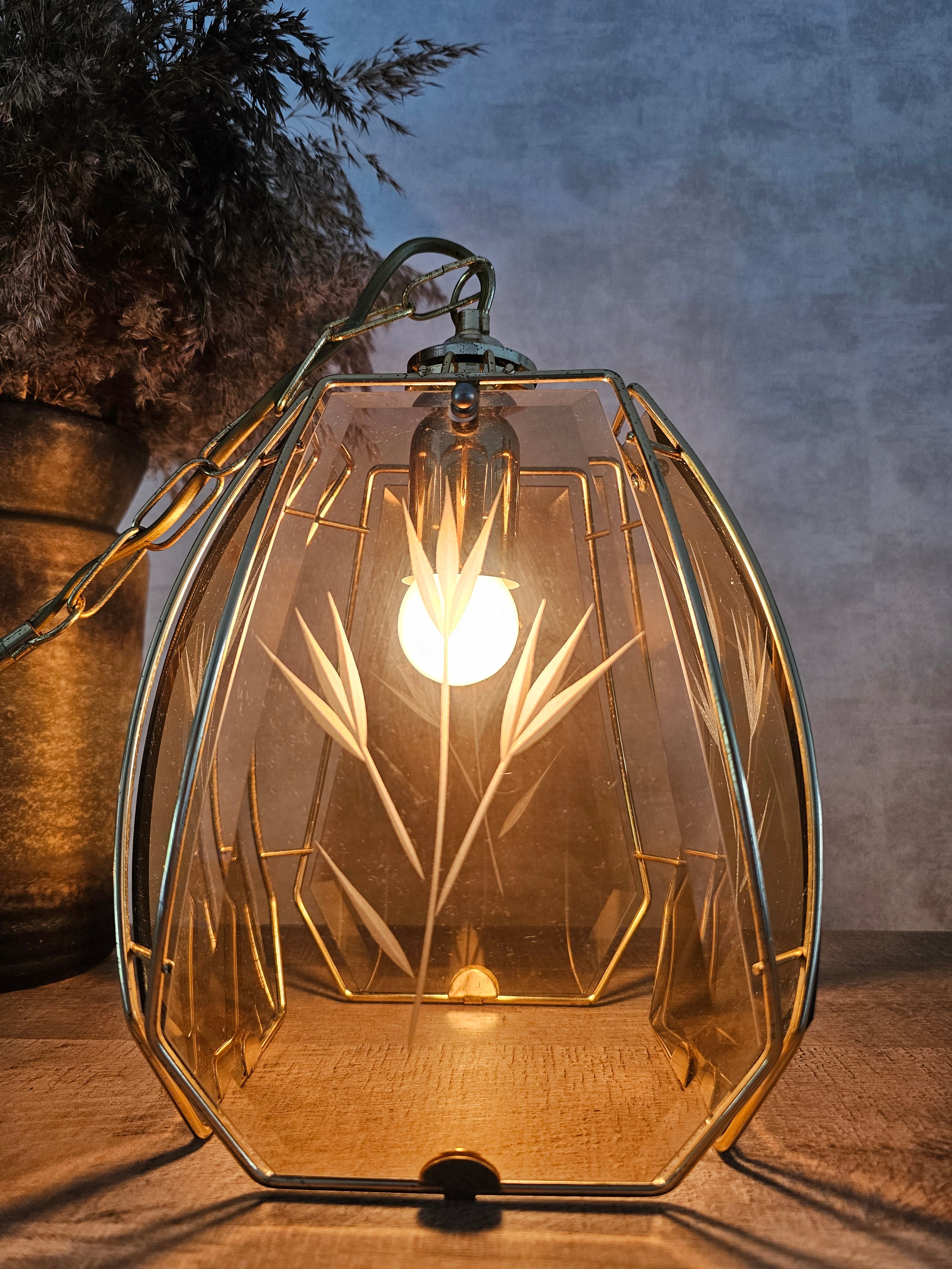Vintage rookglas hanglamp Hollywood Regency