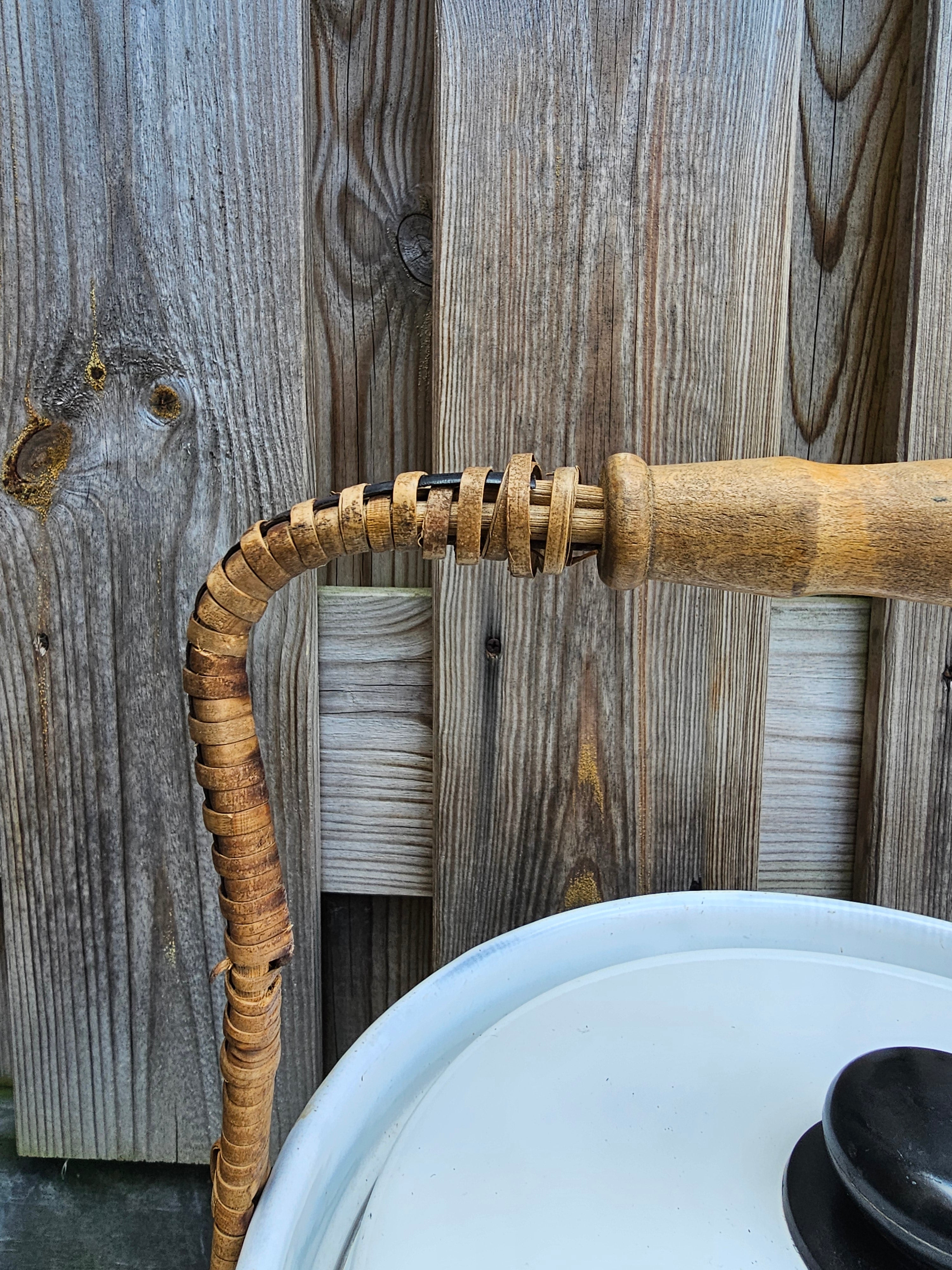 Witte emaille emmer met deksel