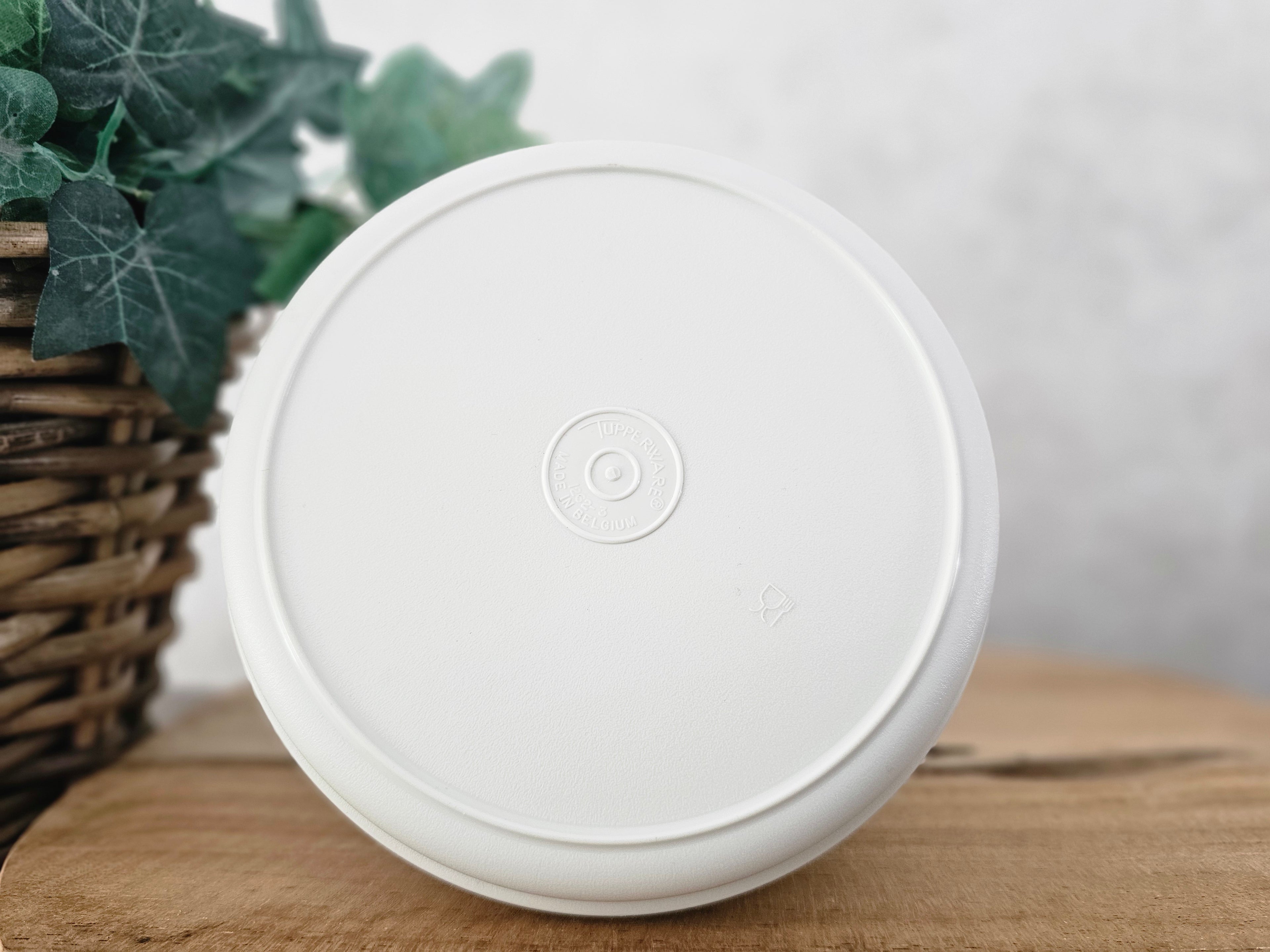 Tupperware trommel cremekleur