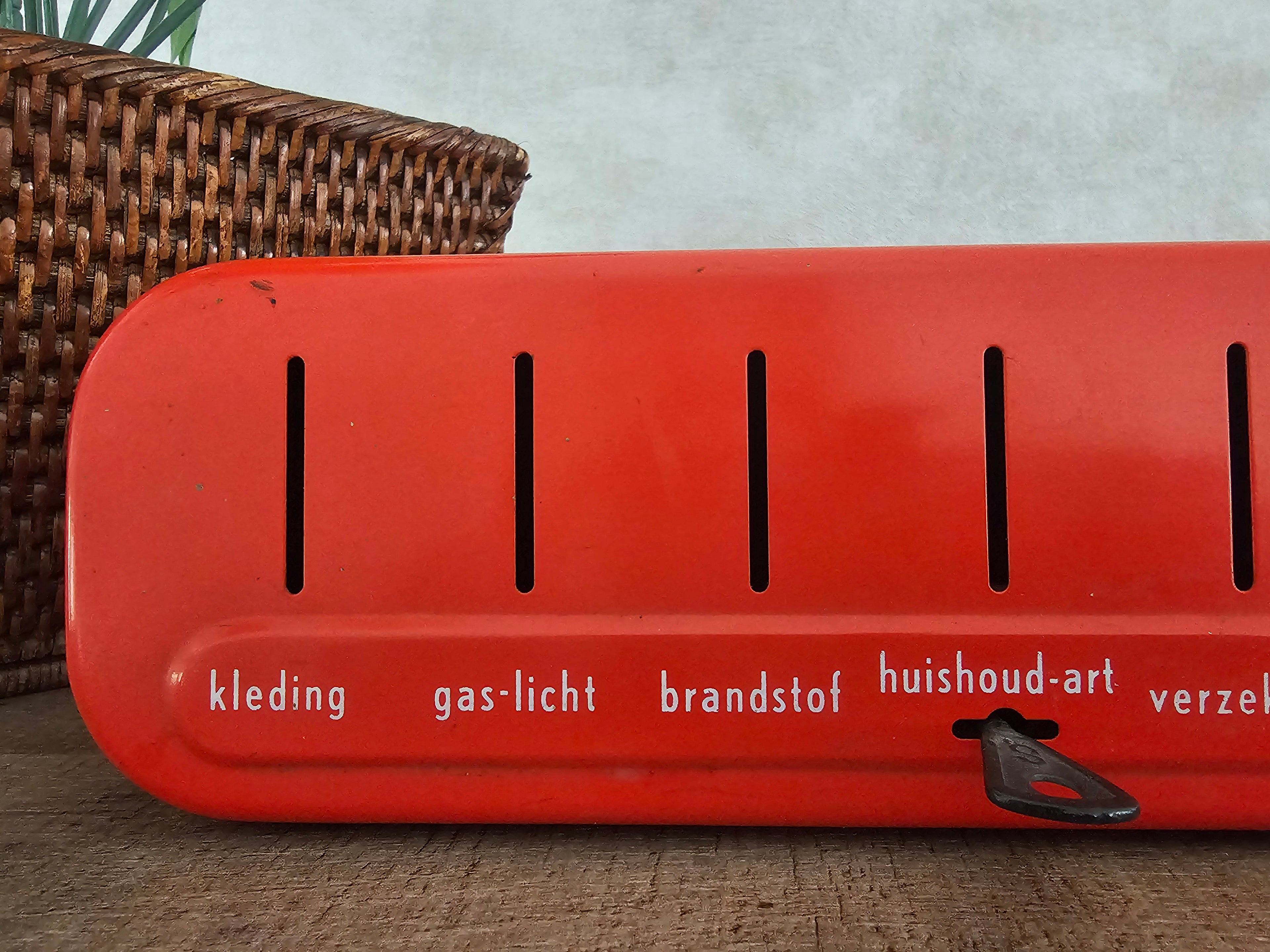 Brabantia oranje geldkistje met sleutel