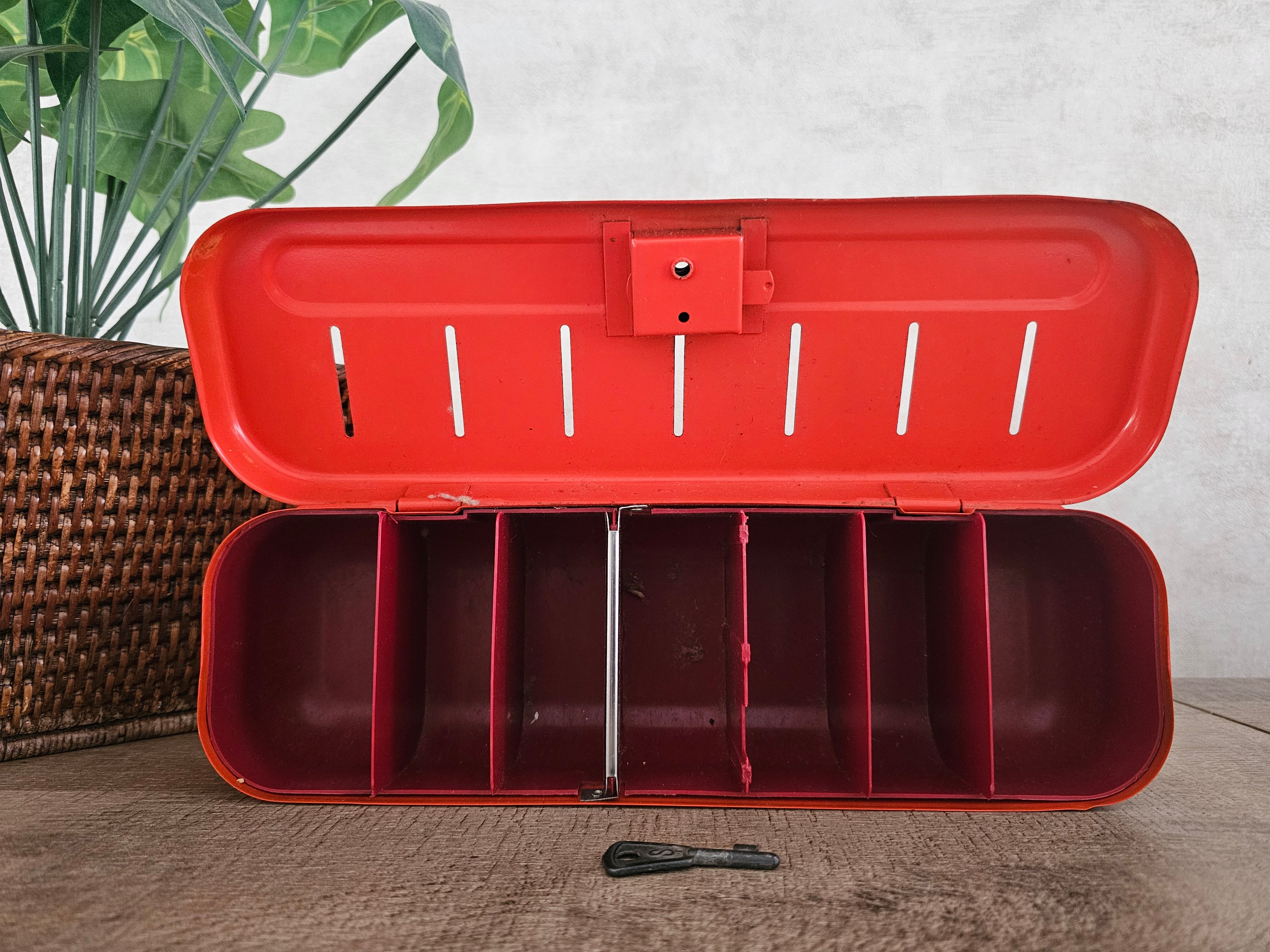 Brabantia oranje geldkistje met sleutel