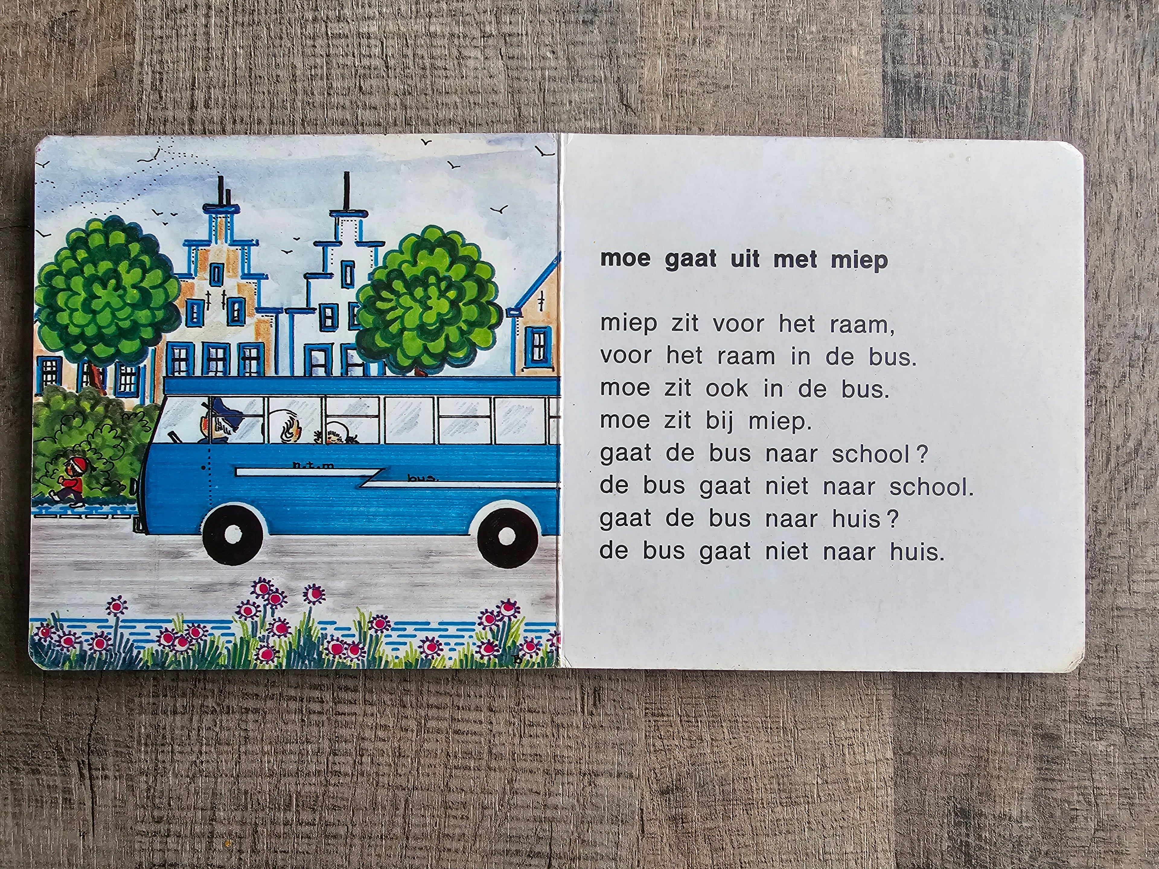 Botjes boekje 6 “Moe gaat uit met Miep” – vintage kinderboekje deel 6