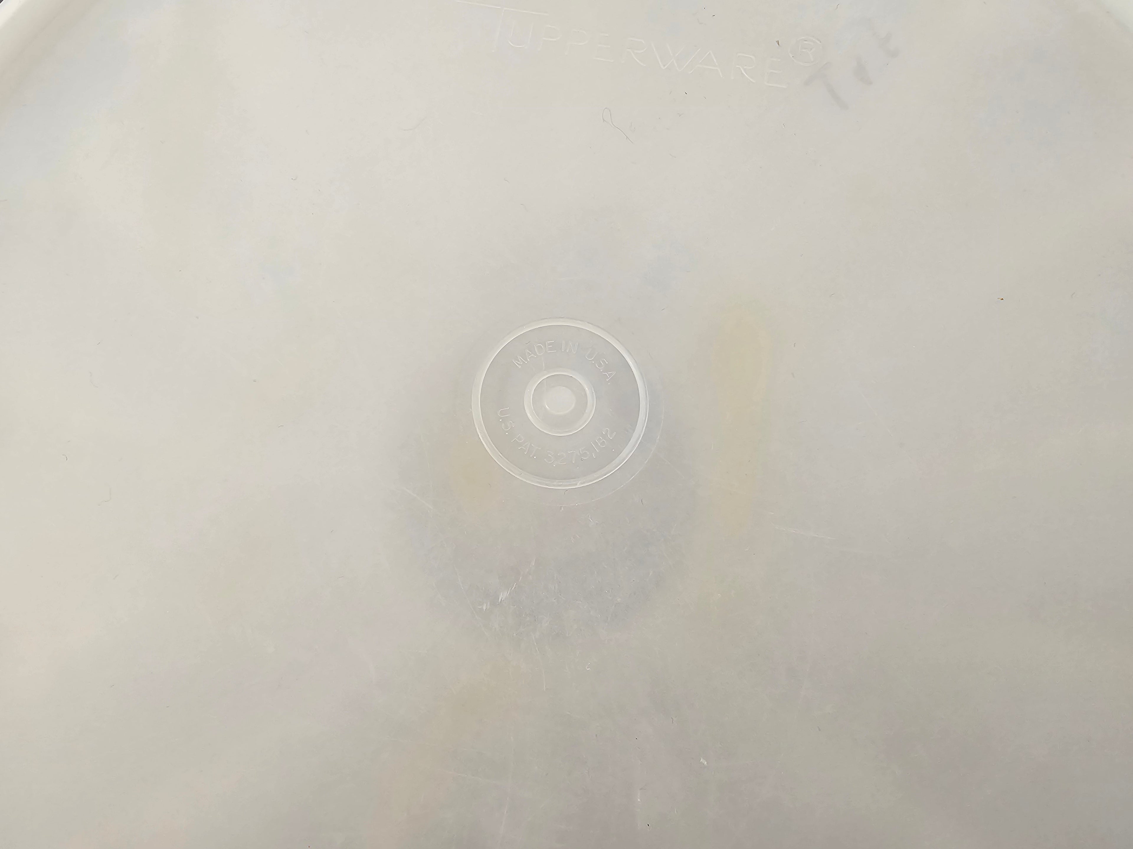 Tupperware witte puddingvorm 24 cm