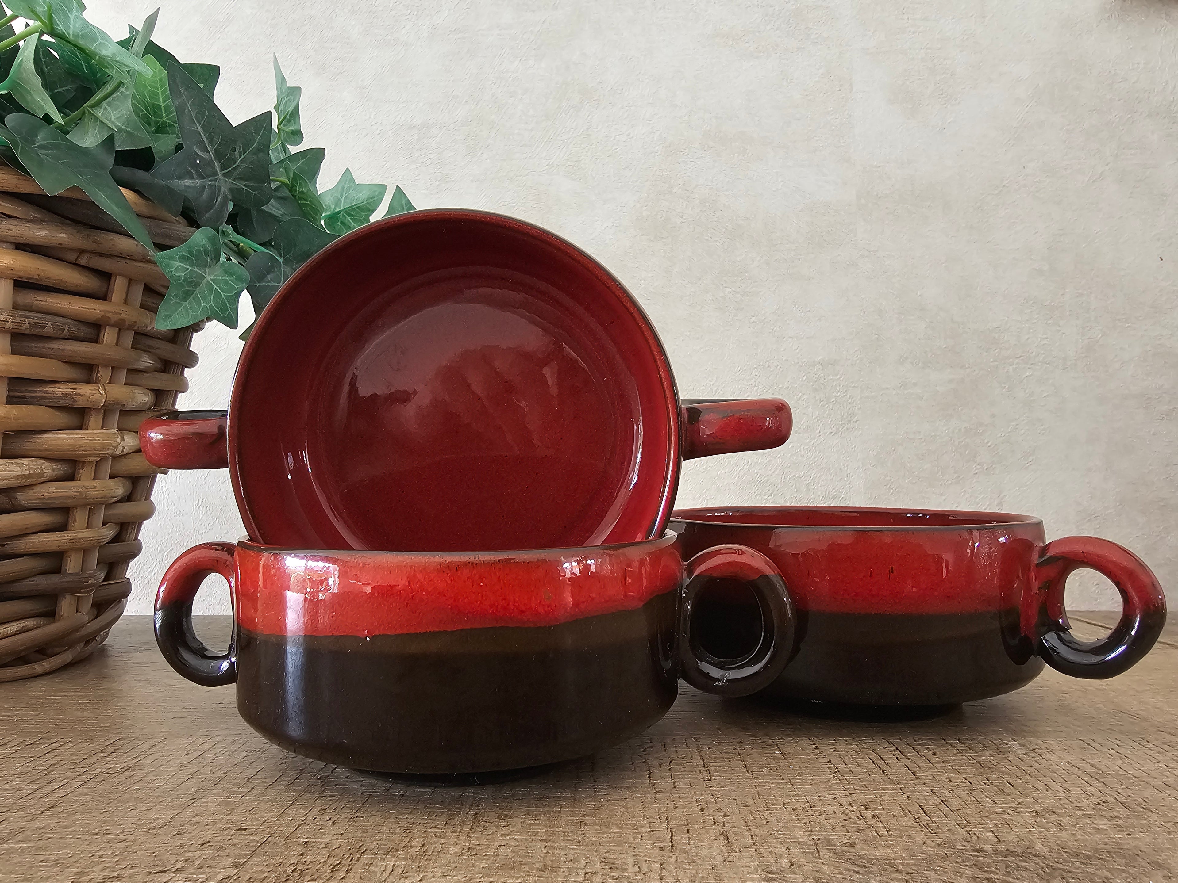 Vintage soepkommen fat lava rood bruin