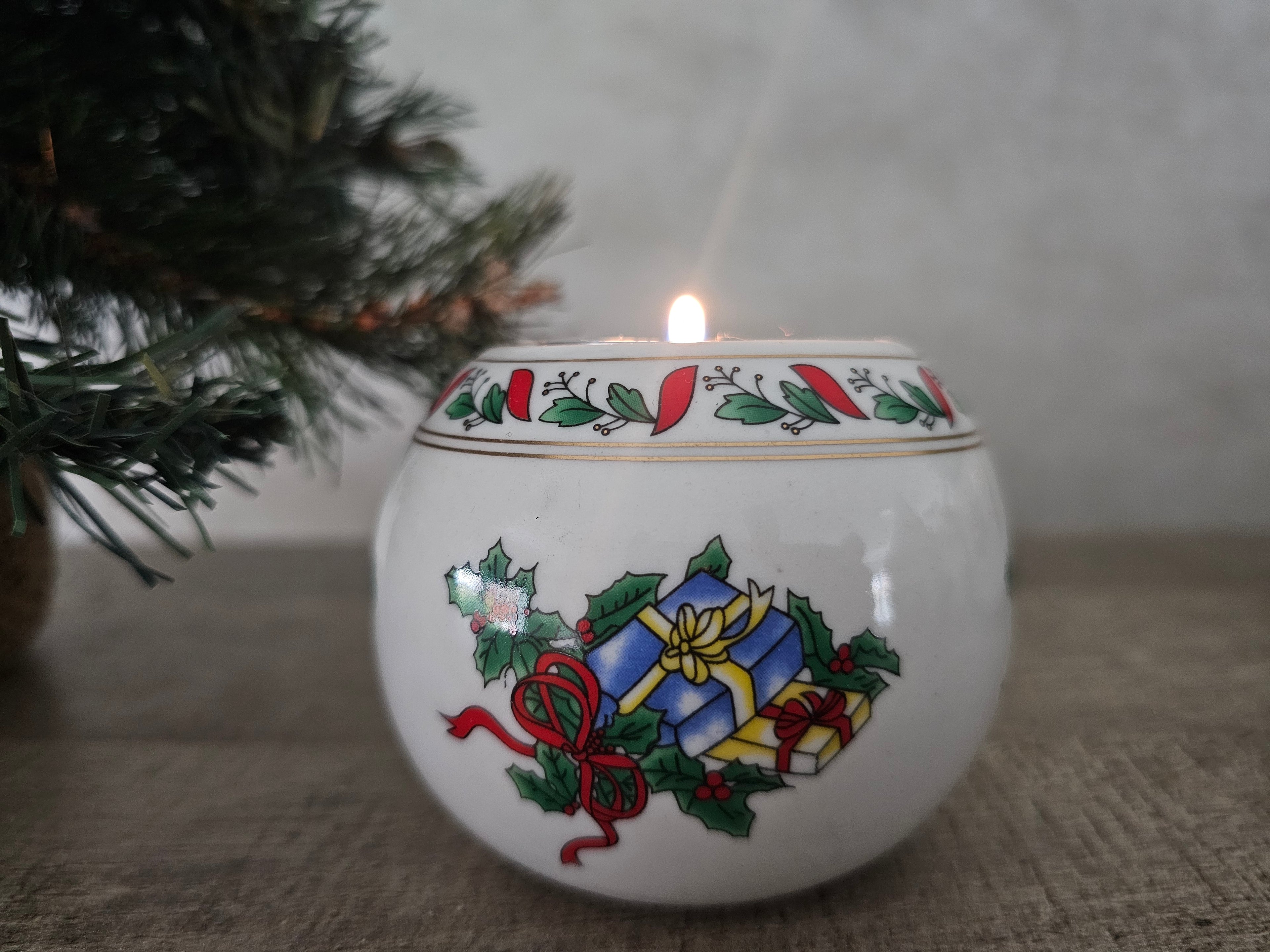 Kerst waxinelichthouder "cadeau"