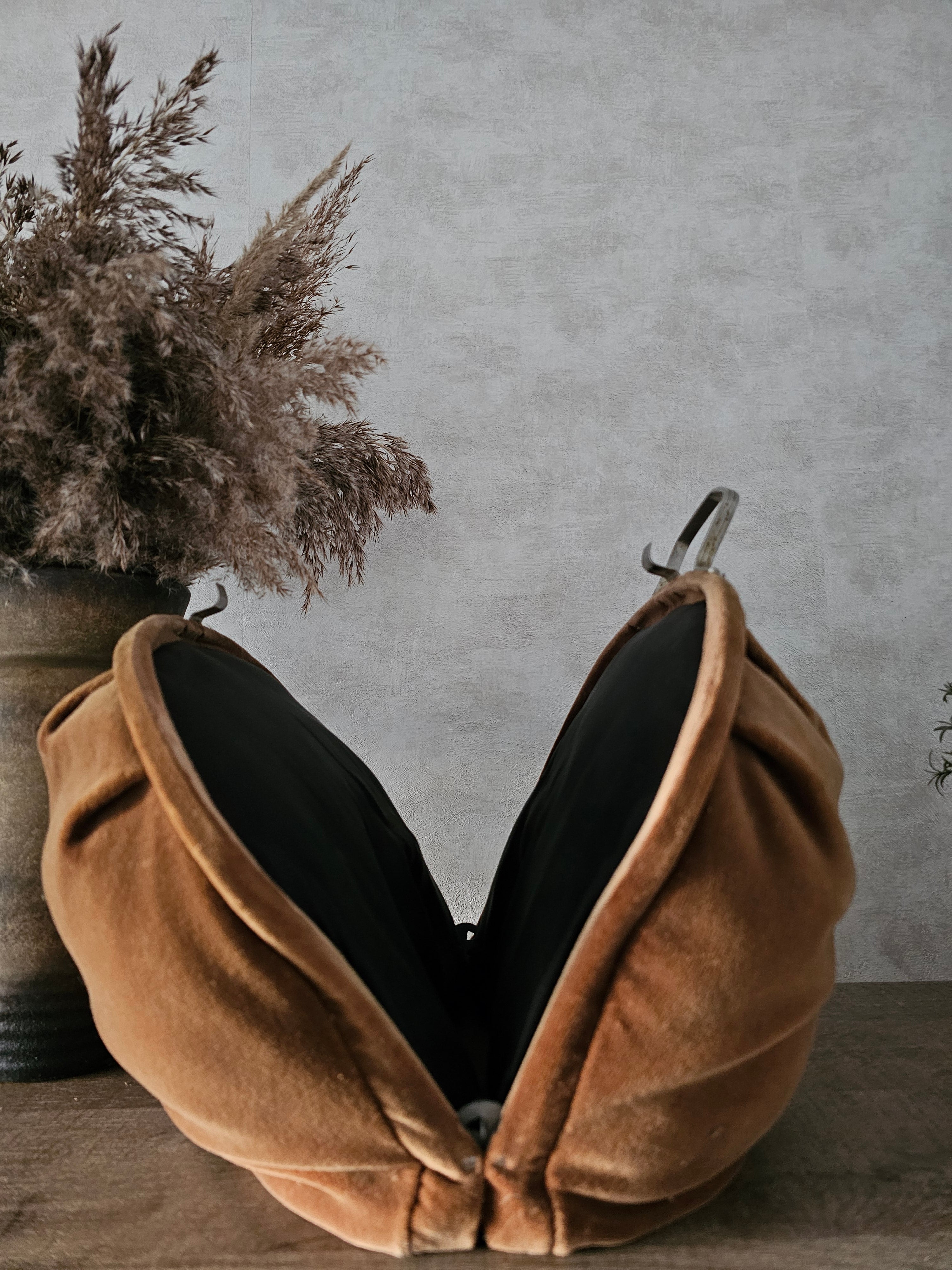 Bruine vintage theemuts / theebeurs