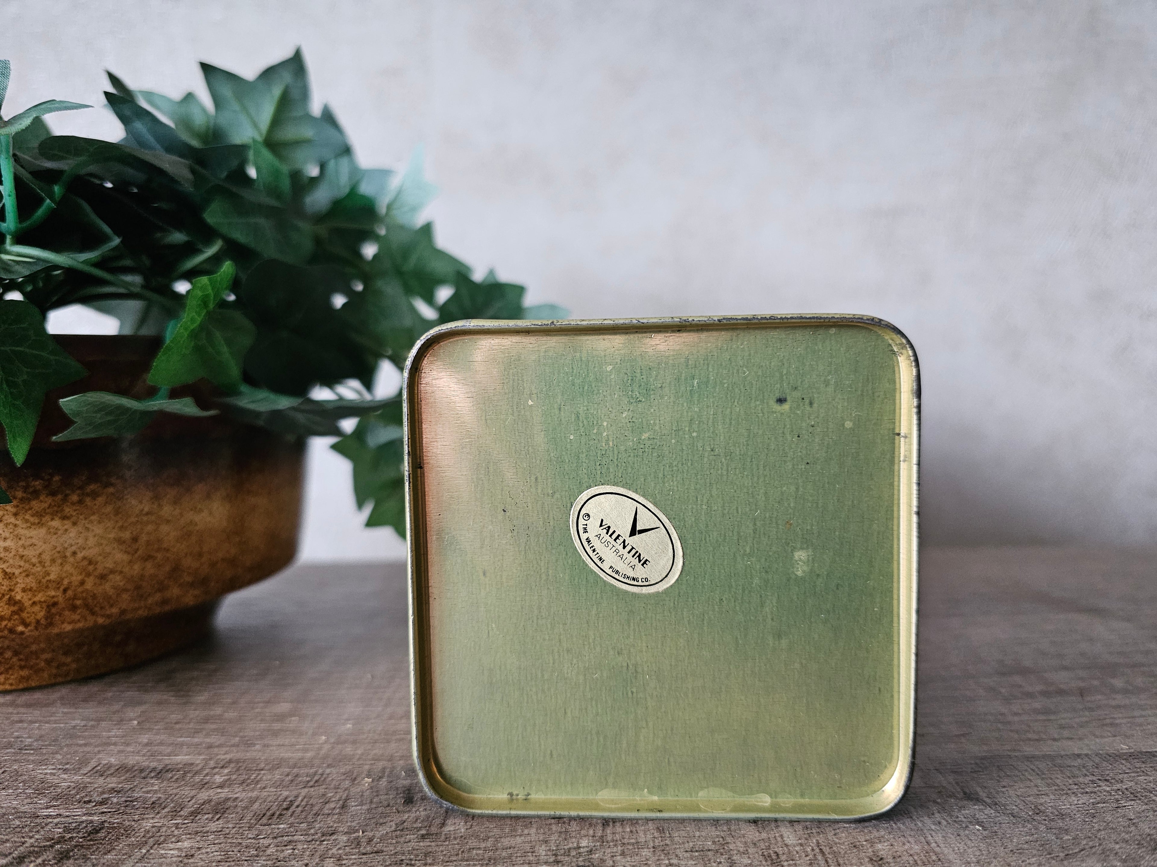 Sarah Kay vierkant bruin blik