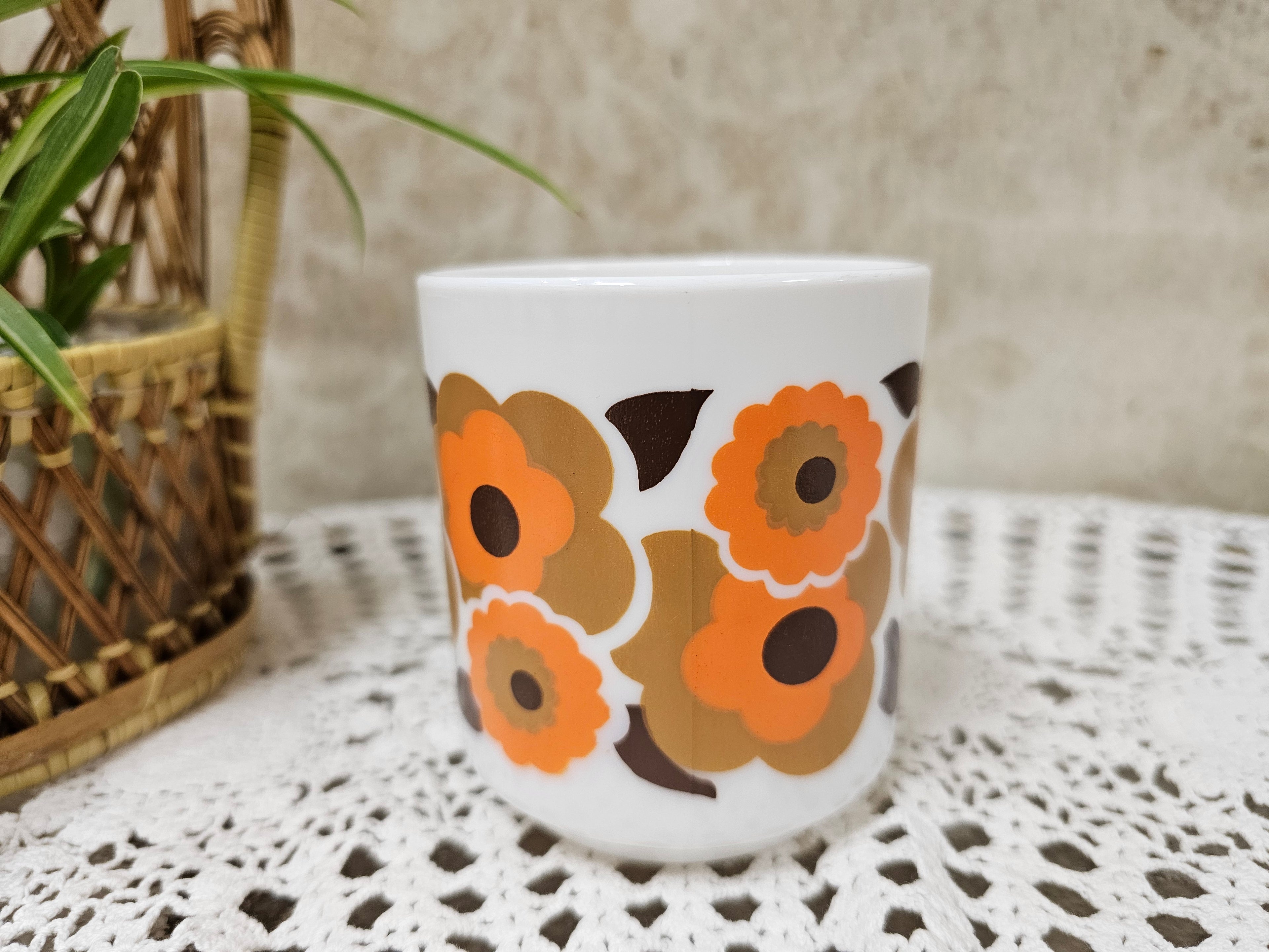 Arcopal France Lotus mok / koffie beker oranje bruine bloemen