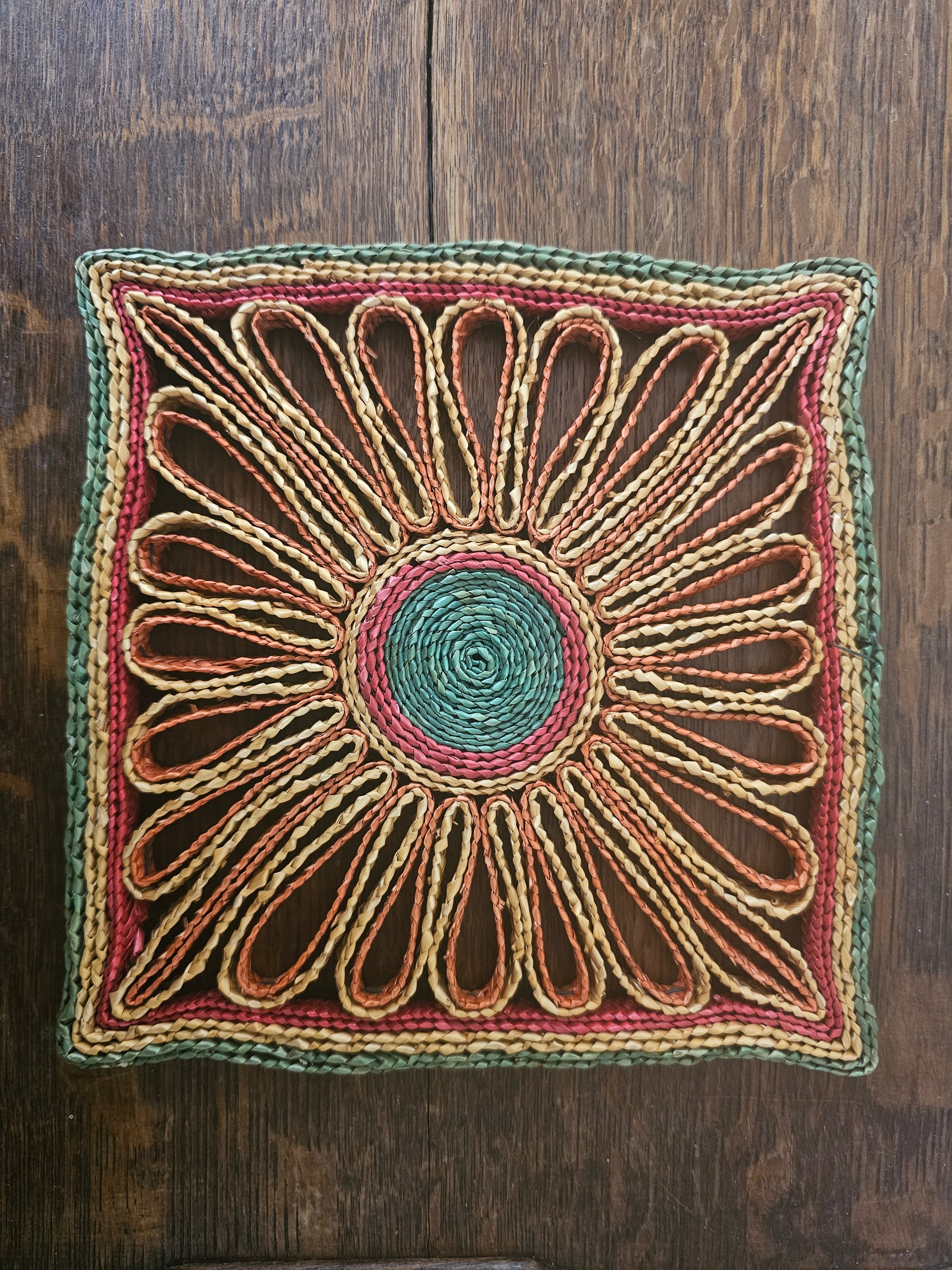 Raffia onderzetter vierkant oranje oker