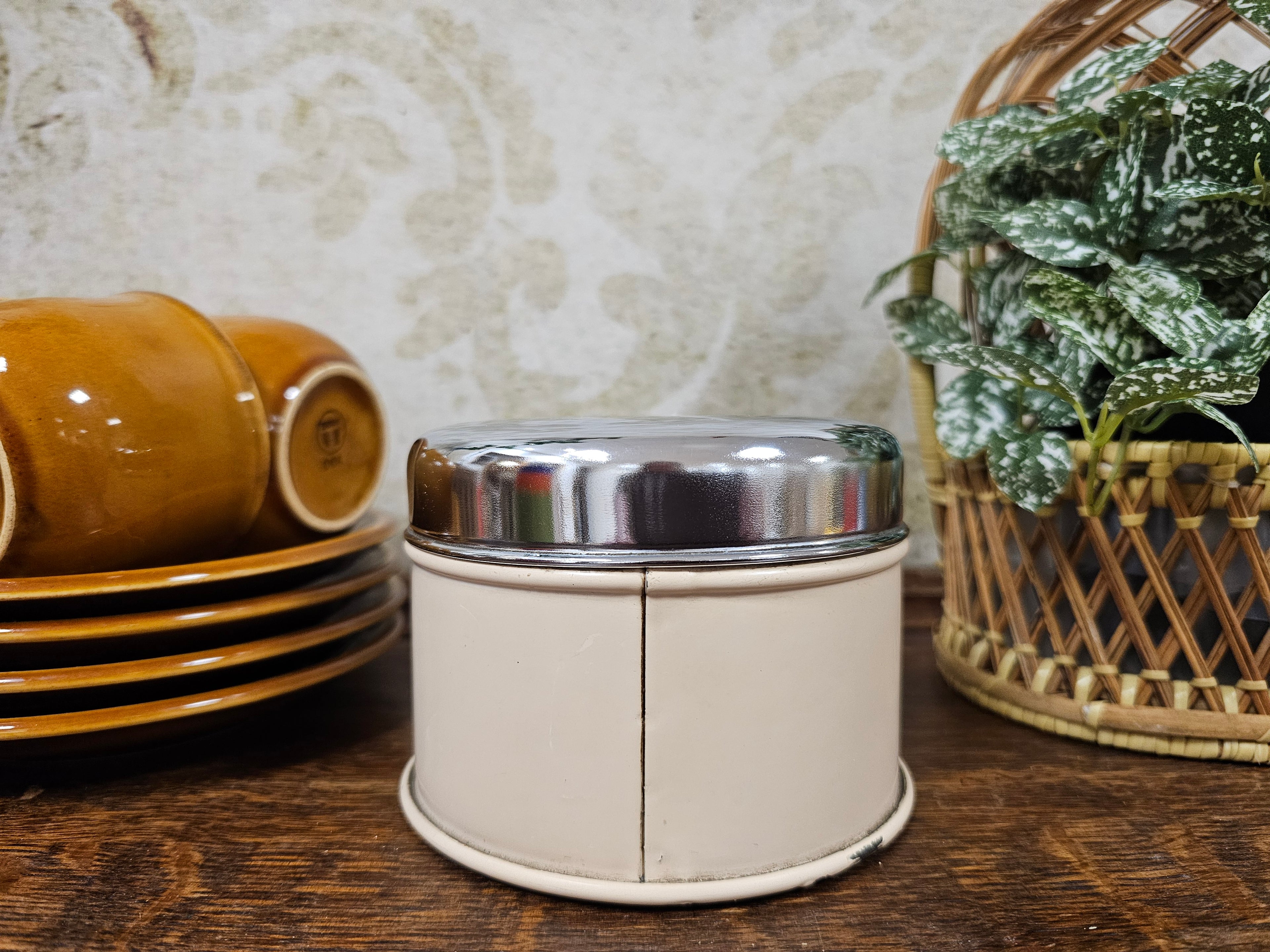 Brabantia cremekleur blik