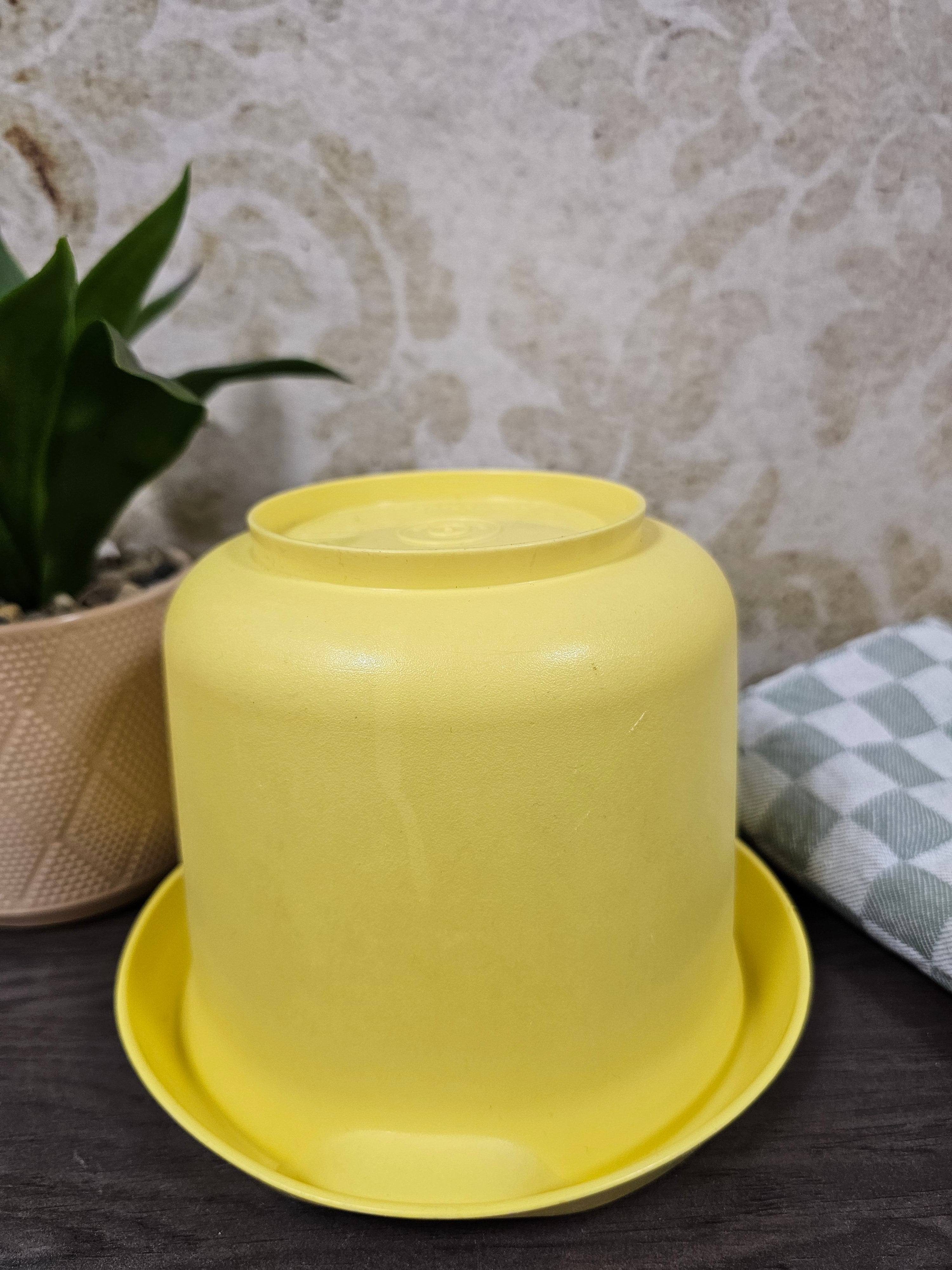 Tupperware gele beslagkom mengkom 1,5 liter