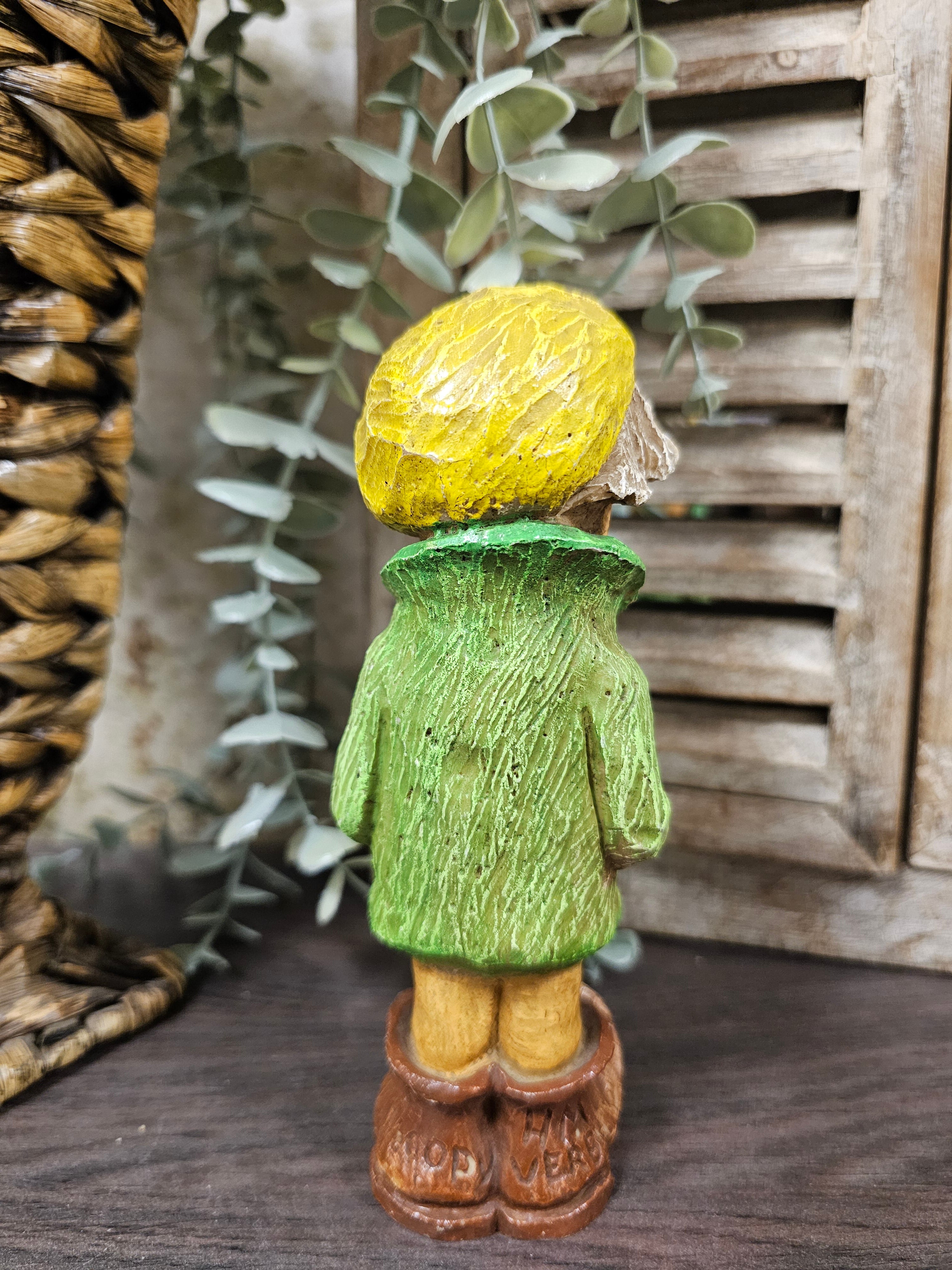 Keramiek beeldje H.M. Copy Verb