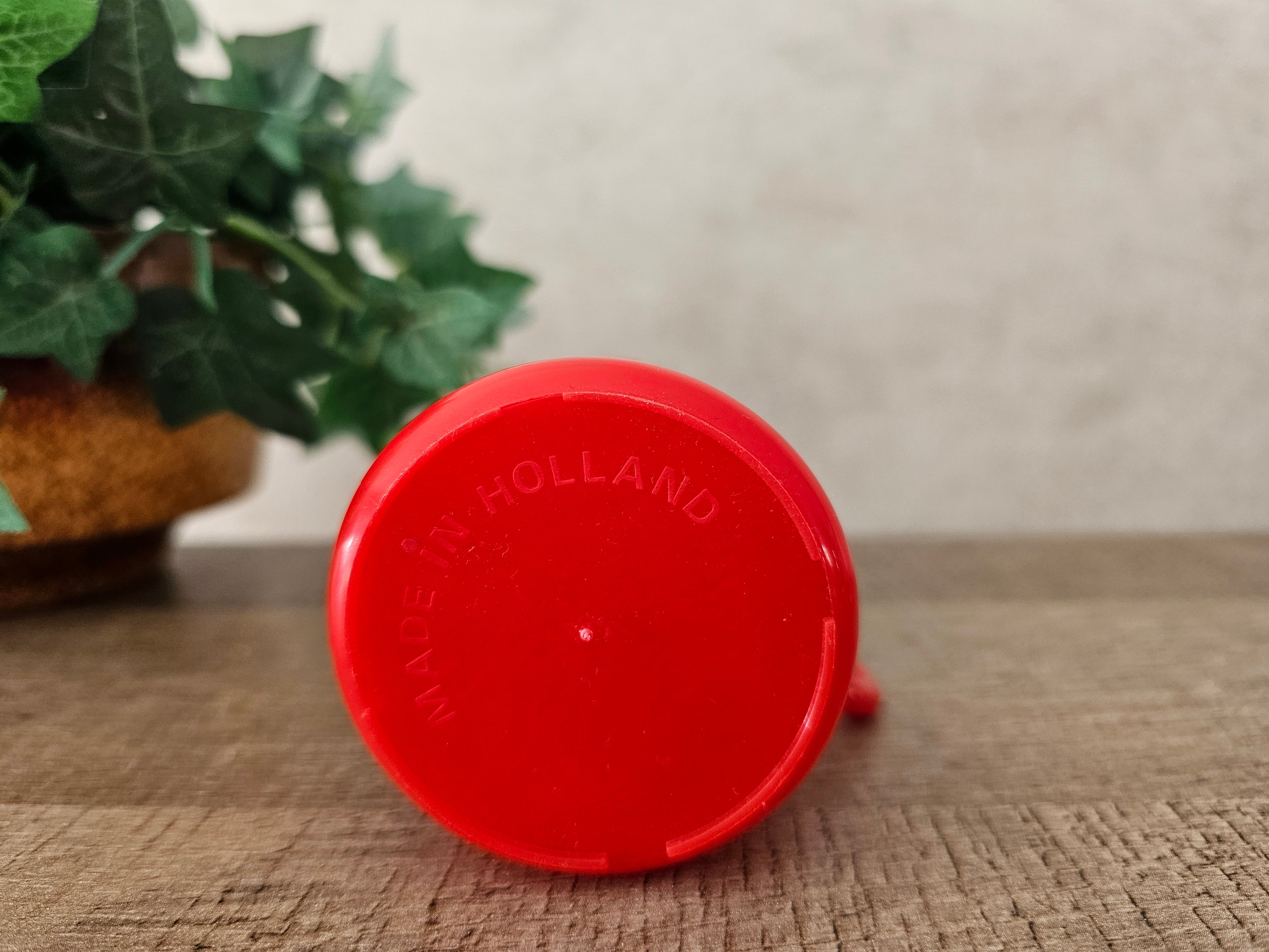 Thee glazen kunststof houder rood