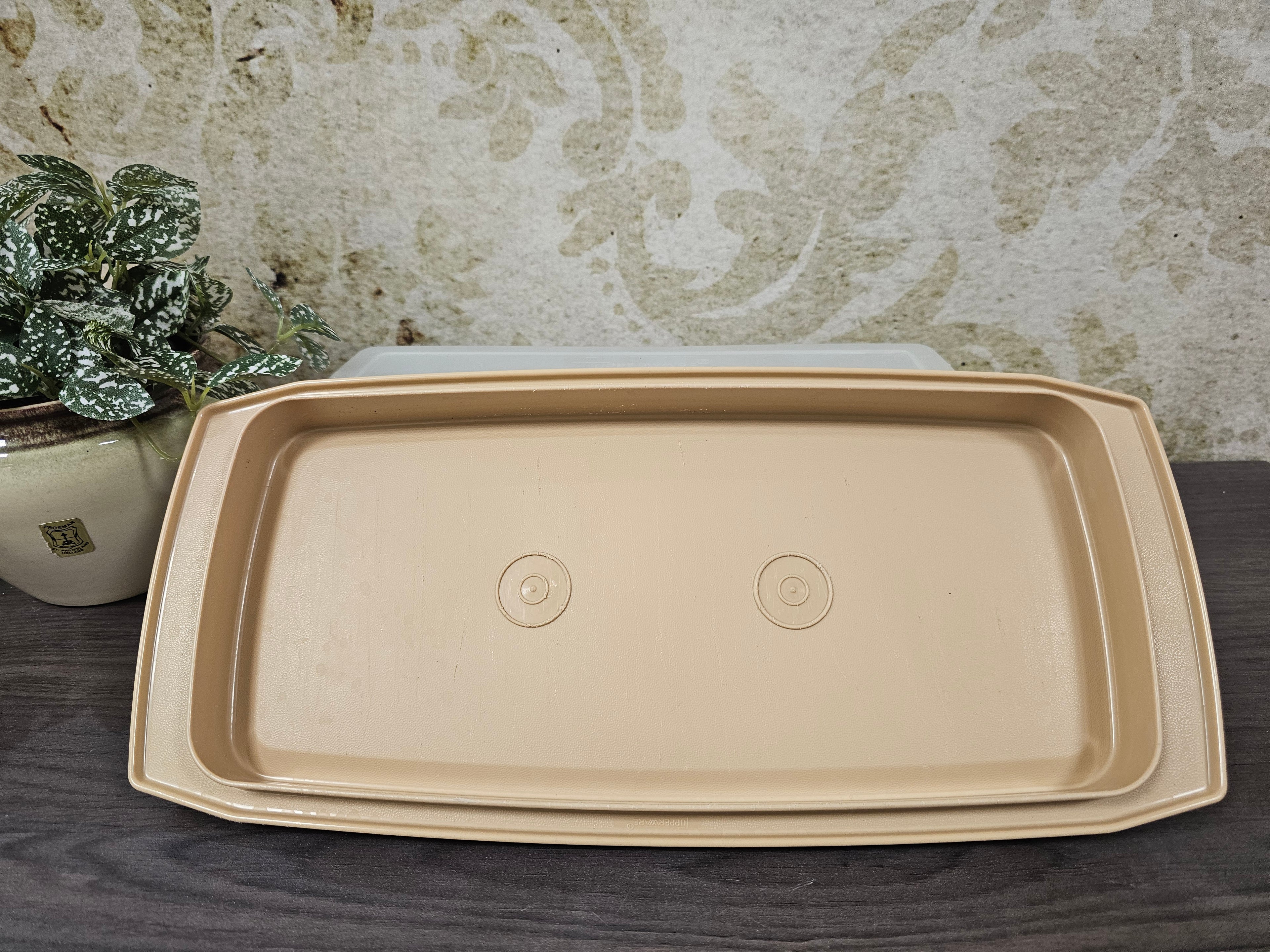 Tupperware cake trommel