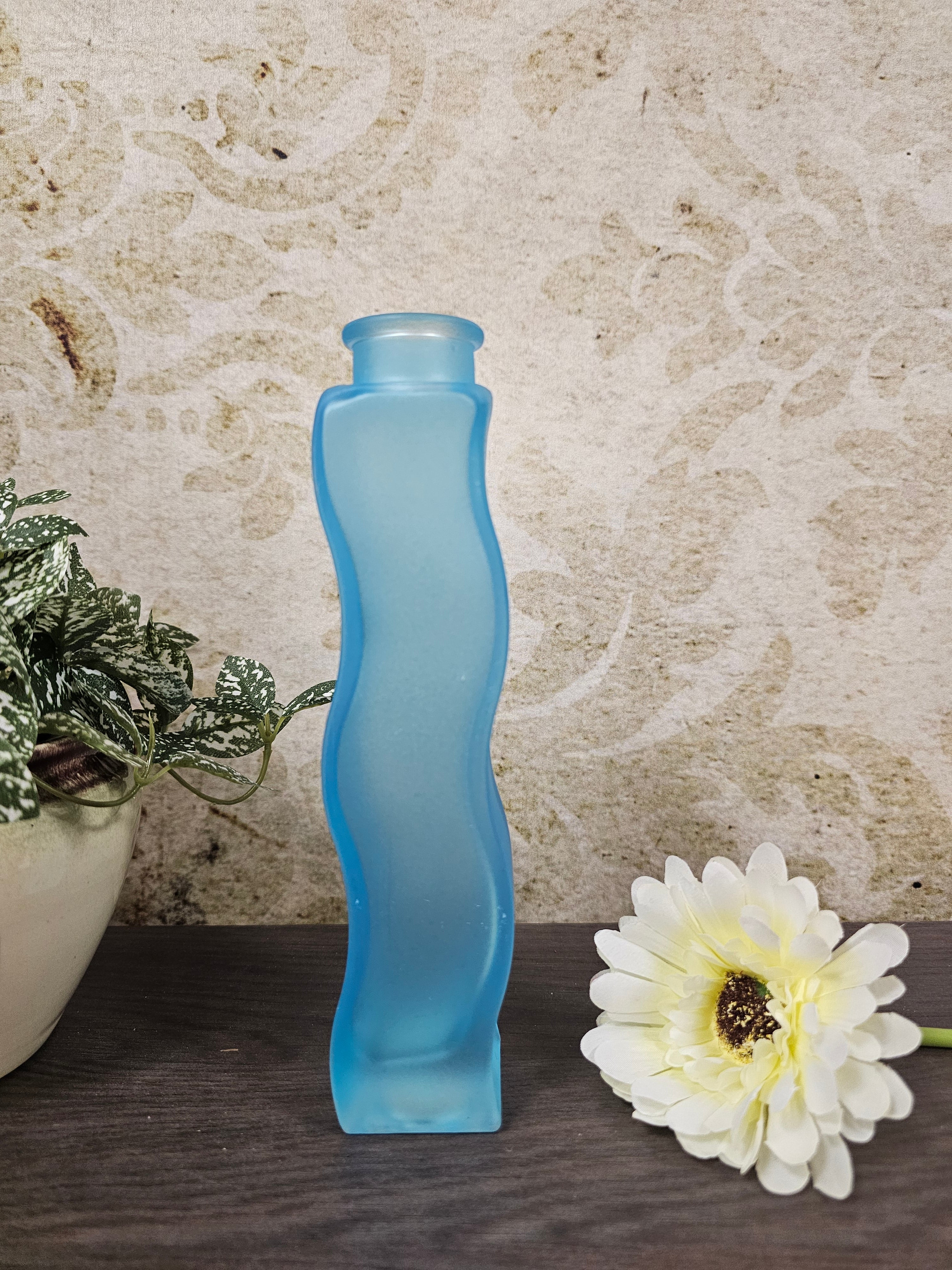 Ikea Skämt golvend vaasje lichtblauw