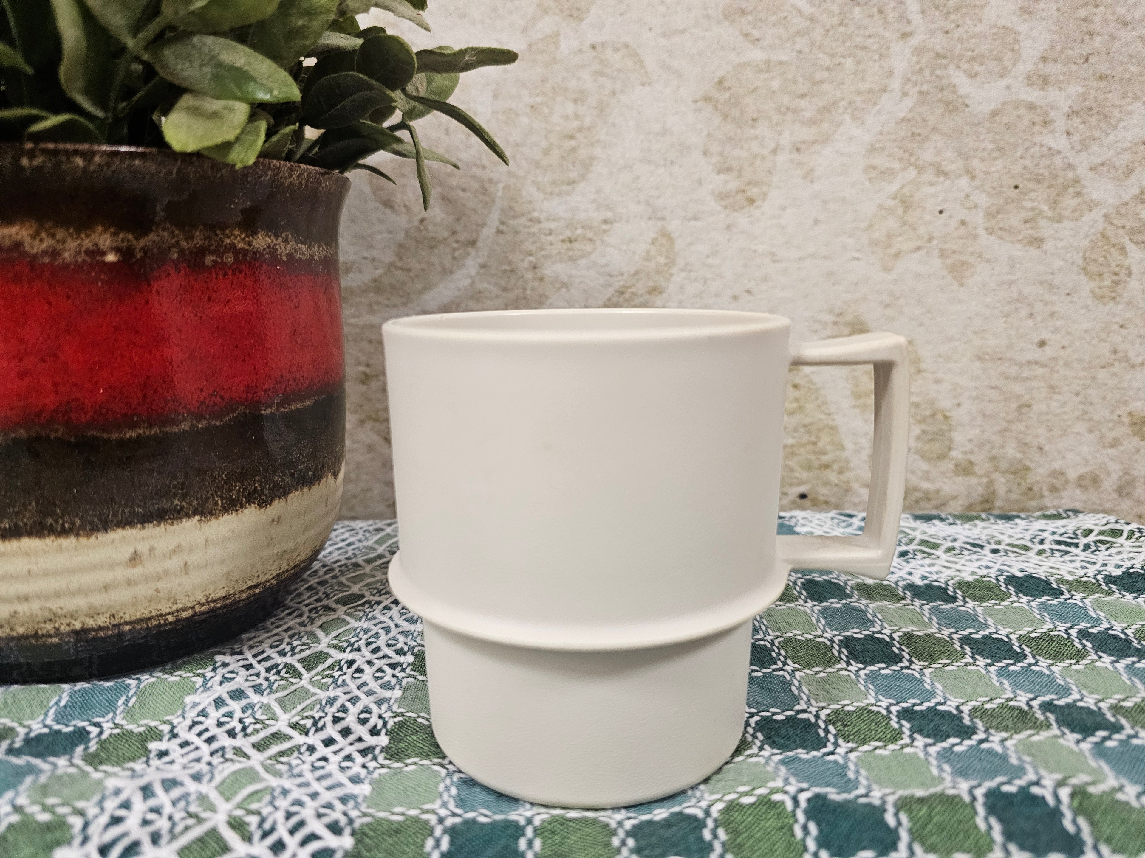 Tupperware koffie beker cremekleur