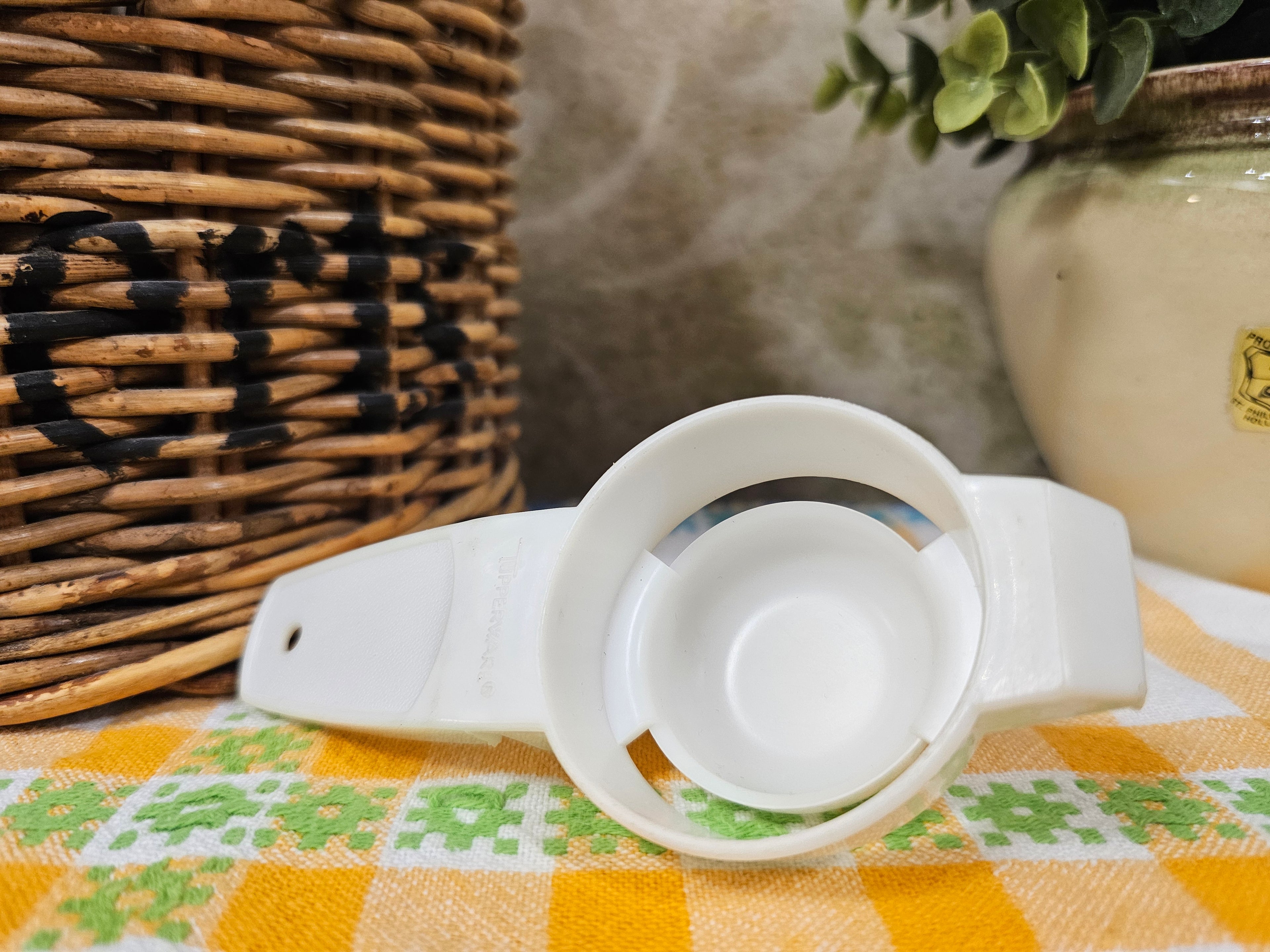 Tupperware eierscheider wit