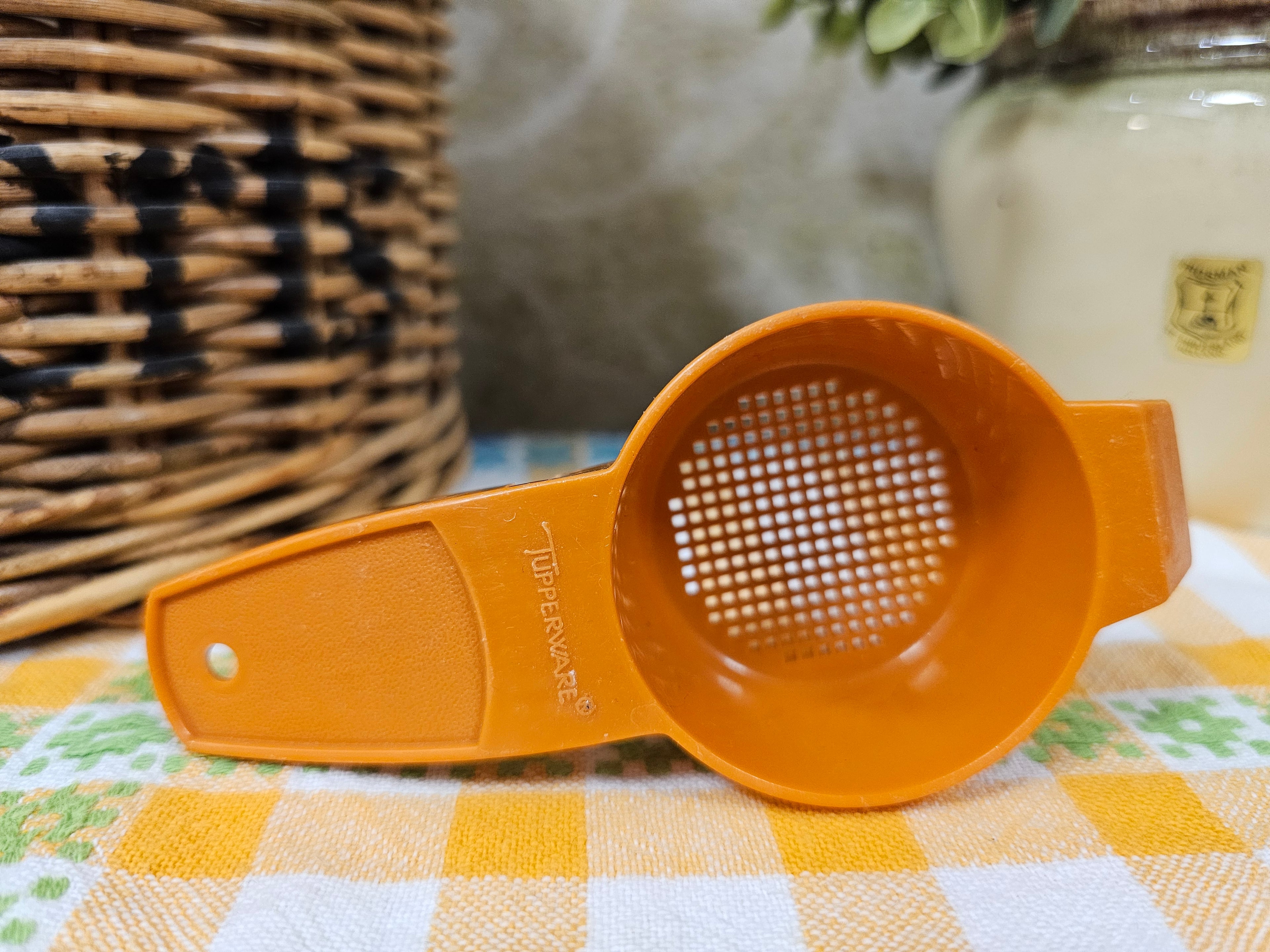 Tupperware oranje mini zeefje