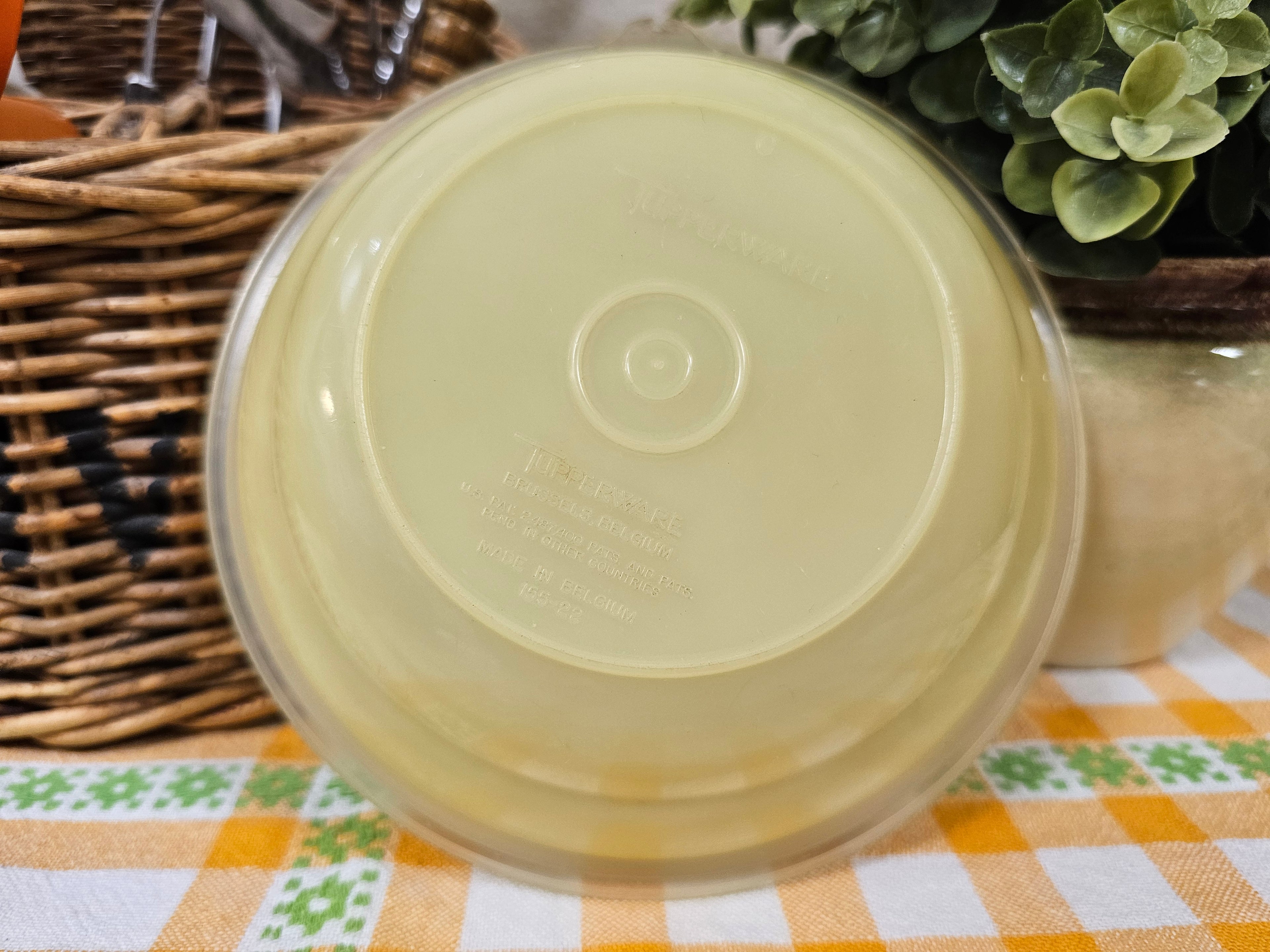 Tupperware geel pastel schaaltje