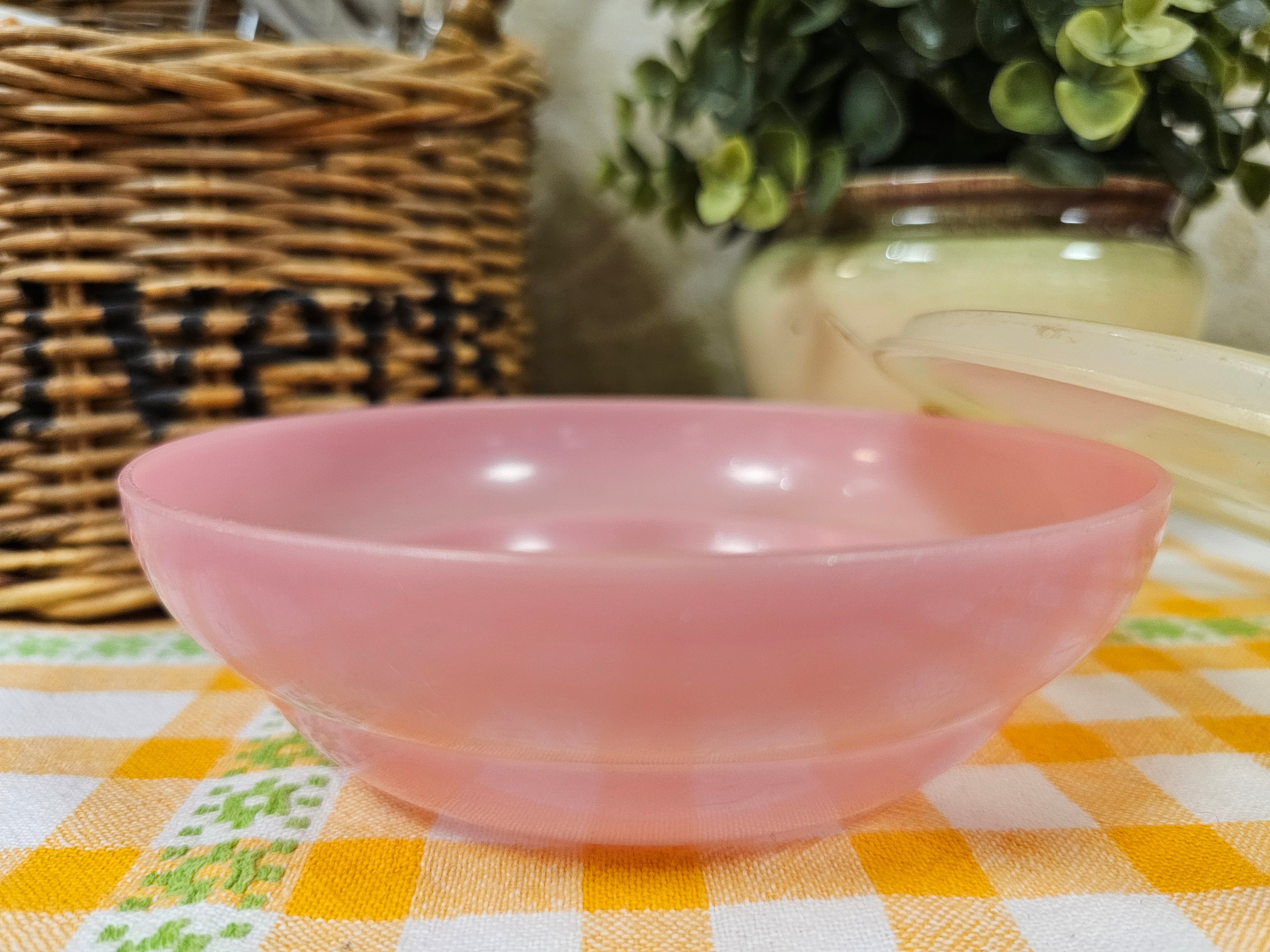 Tupperware pastel roze schaaltje met deksel