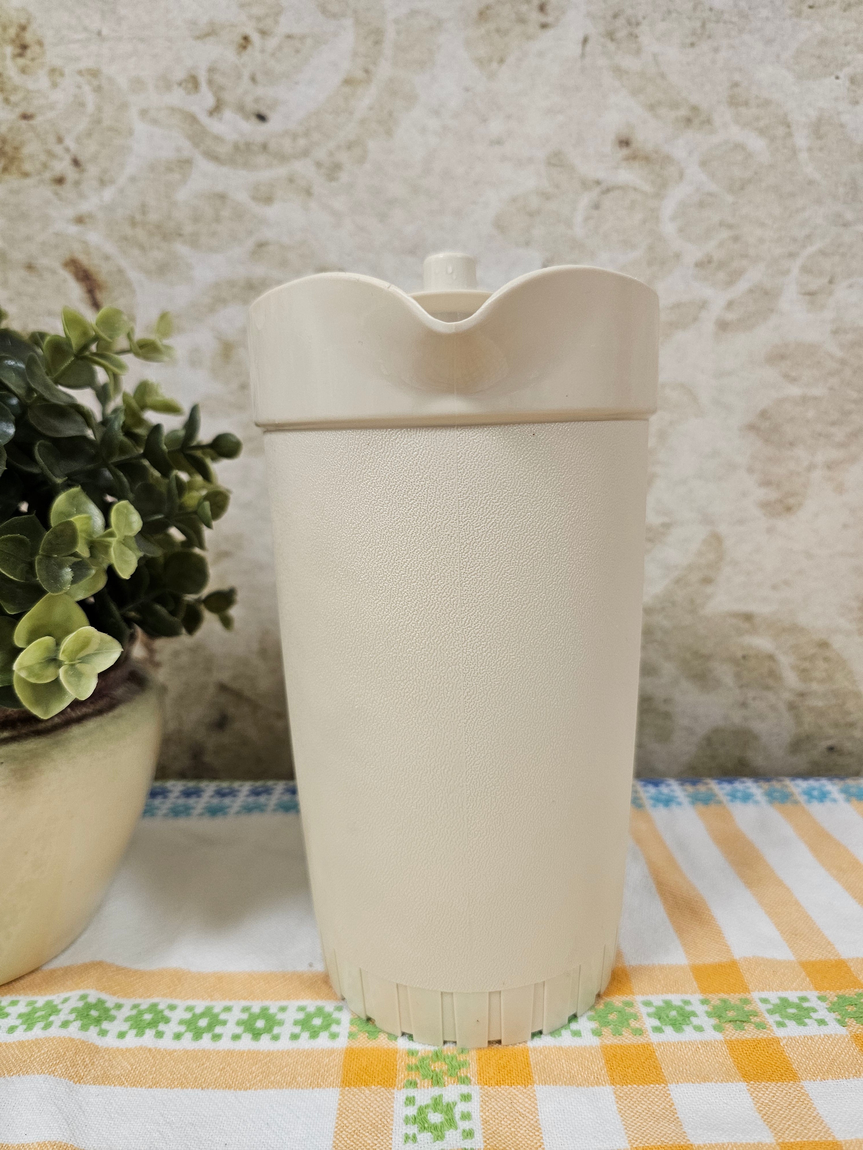 Vintage Tupperware sap water melk limonade kan