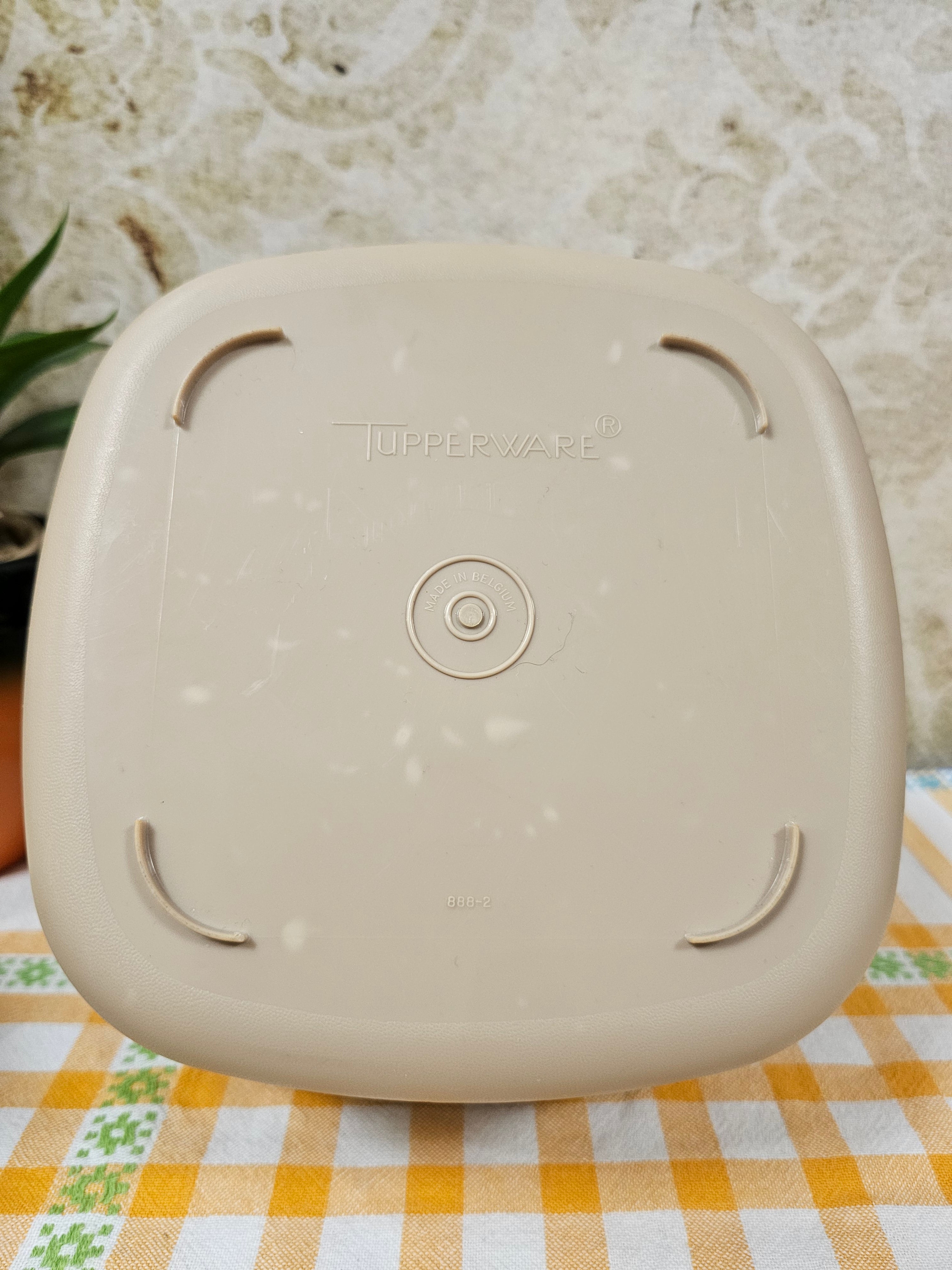 Tupperware beige serveerwonder met vergiet