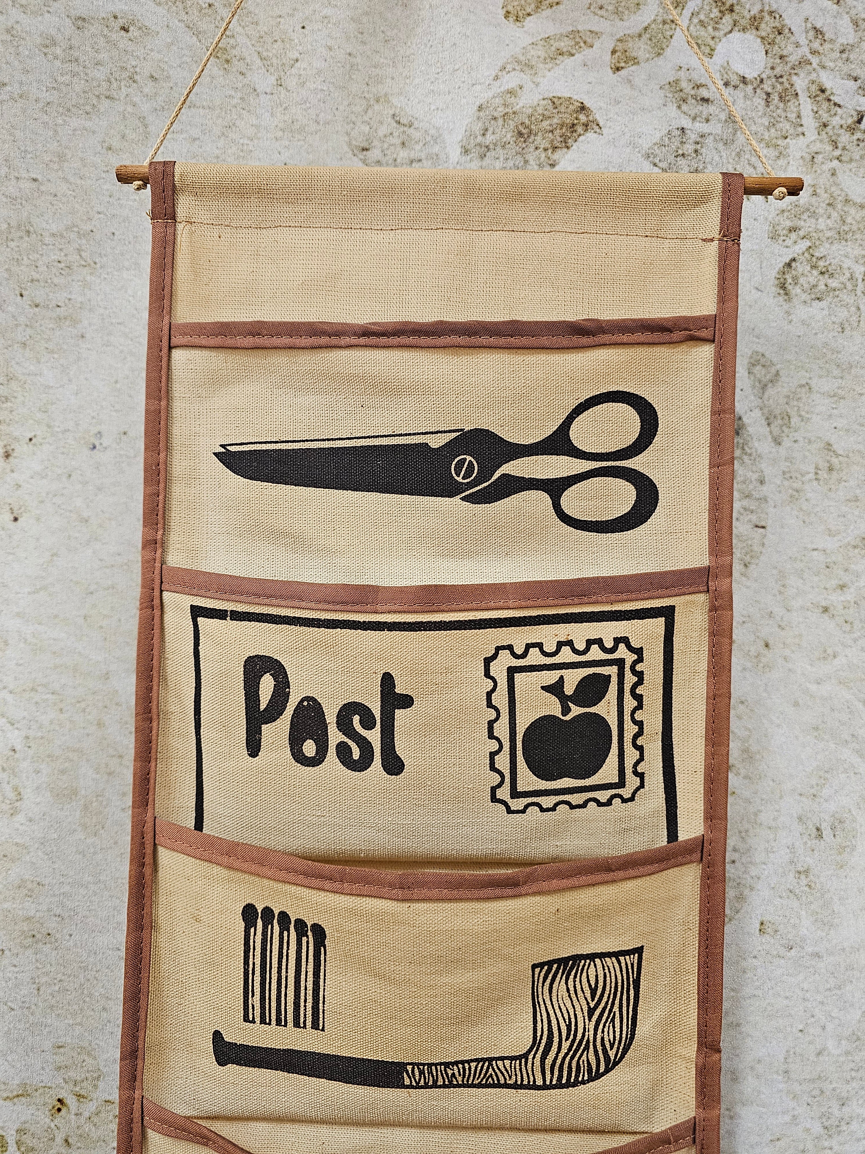 Vintage wand organizer / opberger