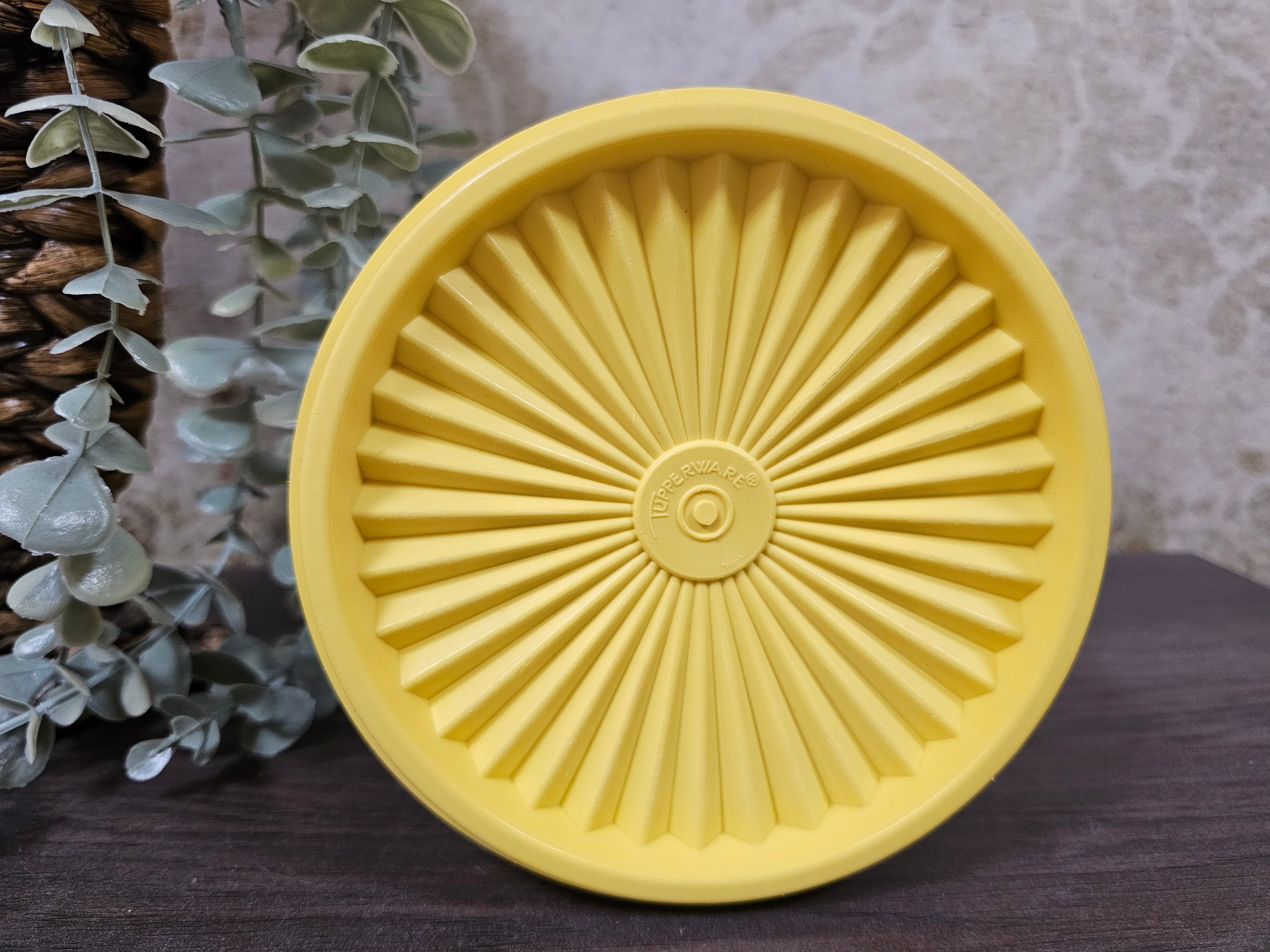 Tupperware gele trommel sterdeksel