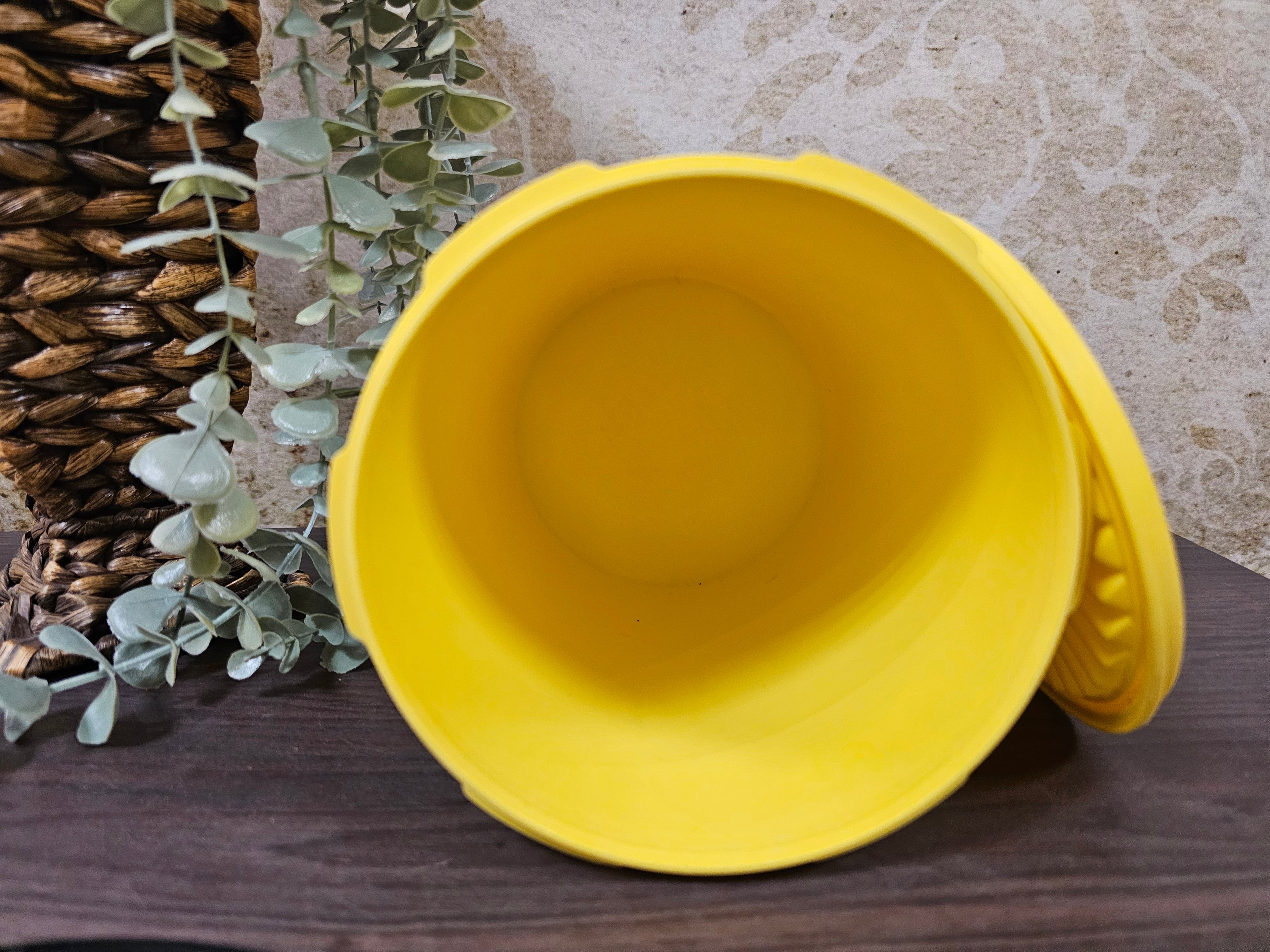 Tupperware gele trommel sterdeksel